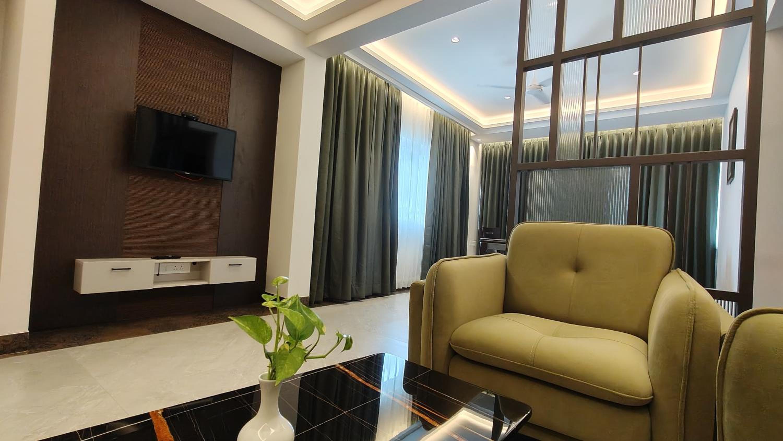 Executive Suite photo 3