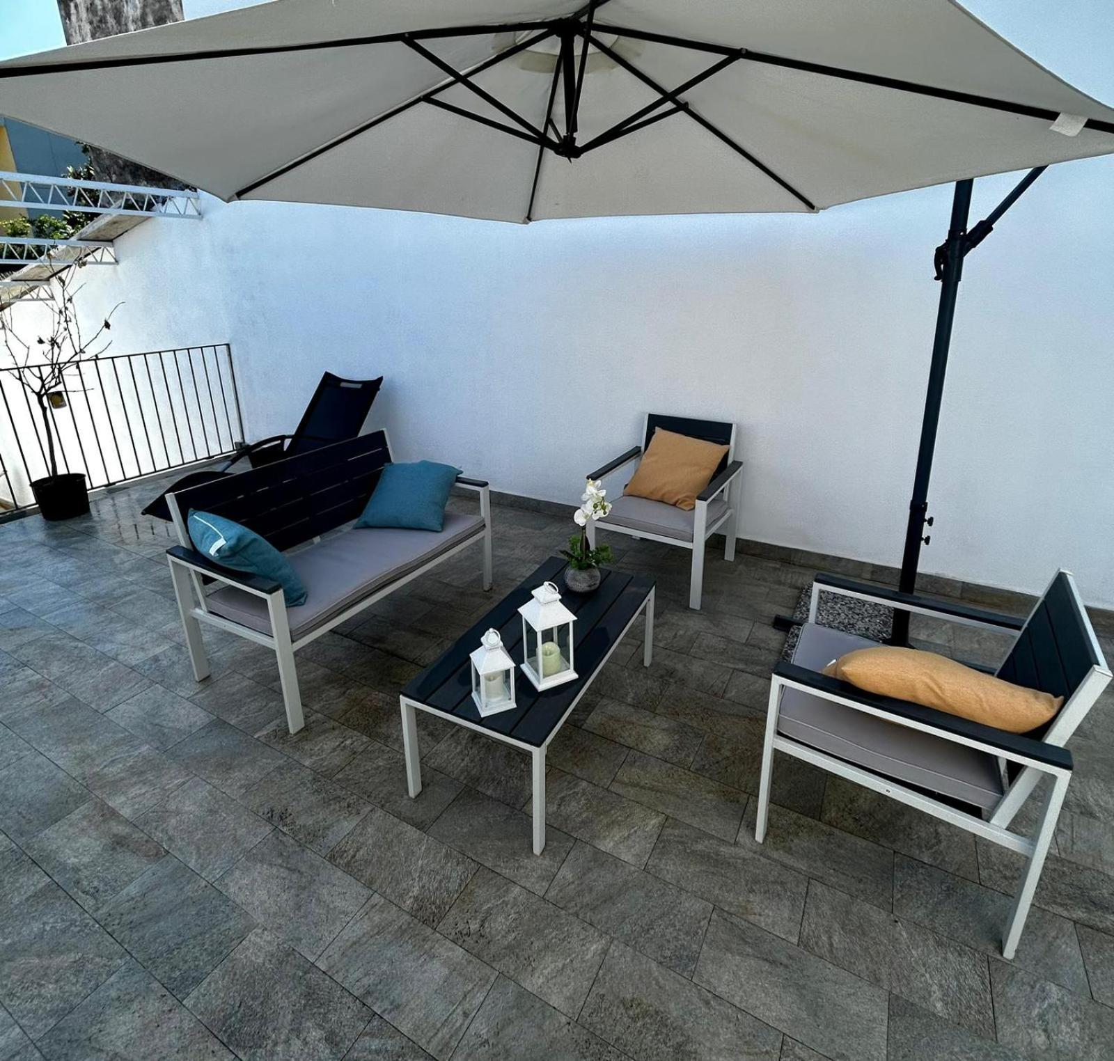 Three-Bedroom House photo 2