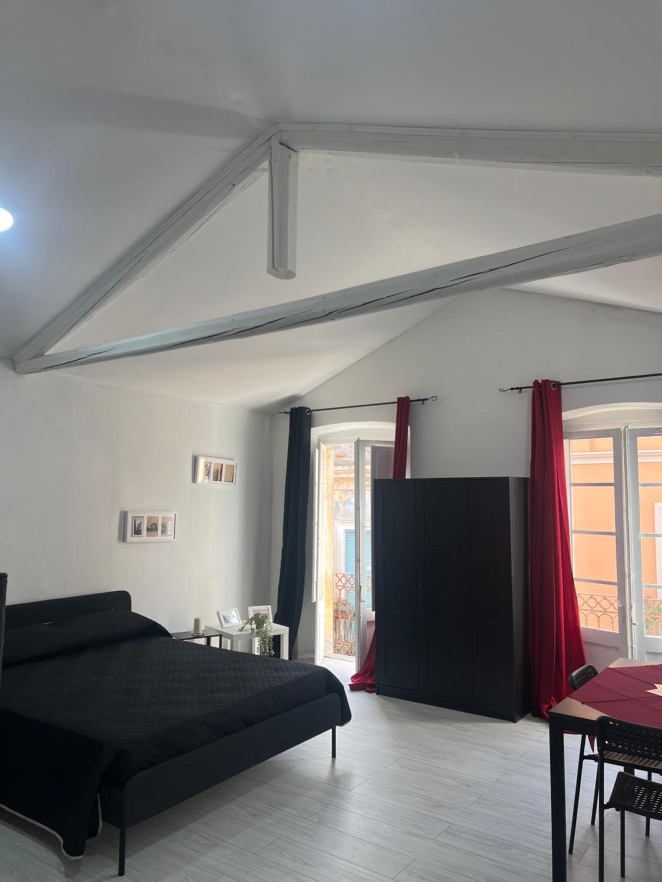 Studio With Balcony