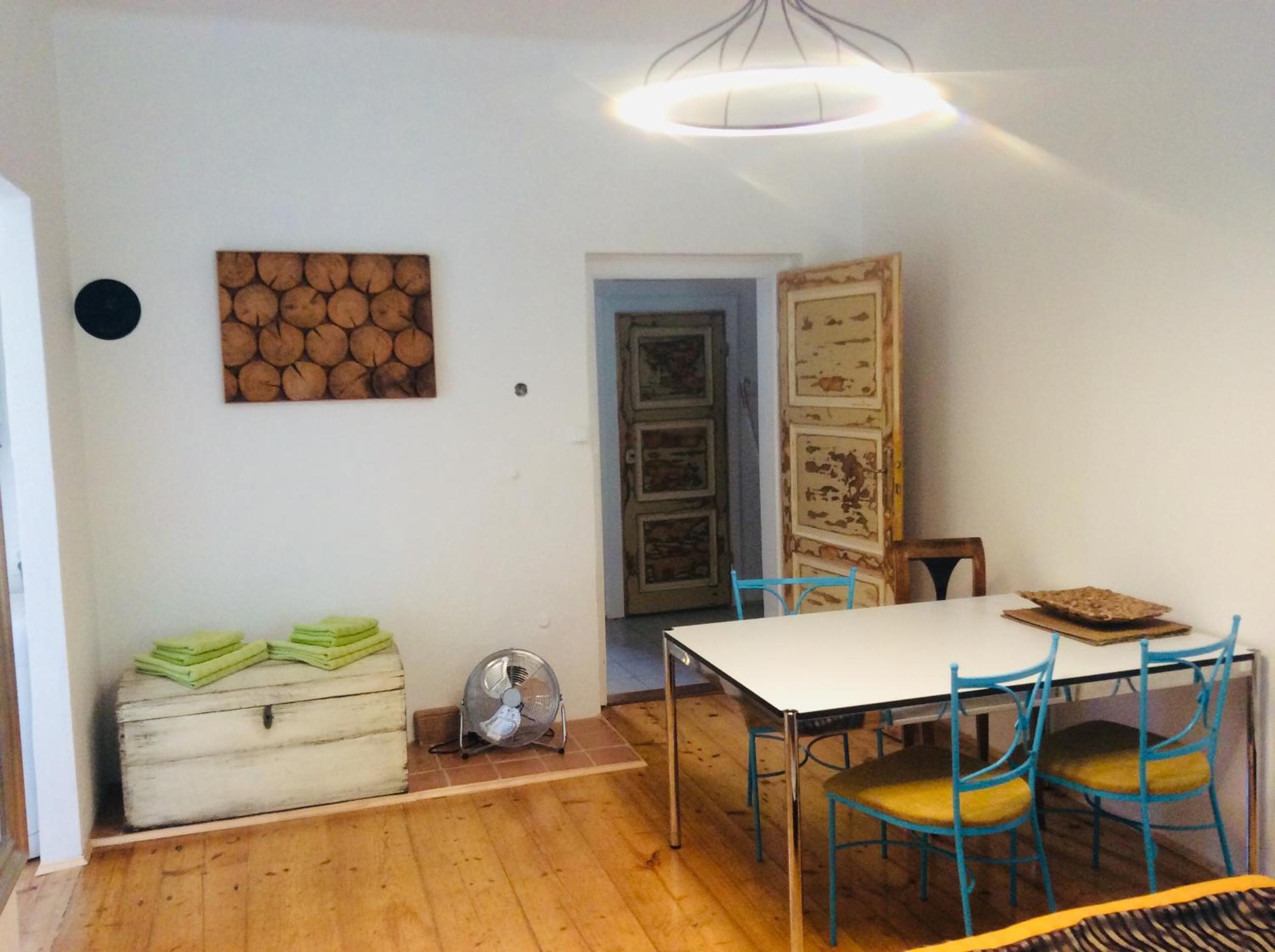 Apartment photo 3