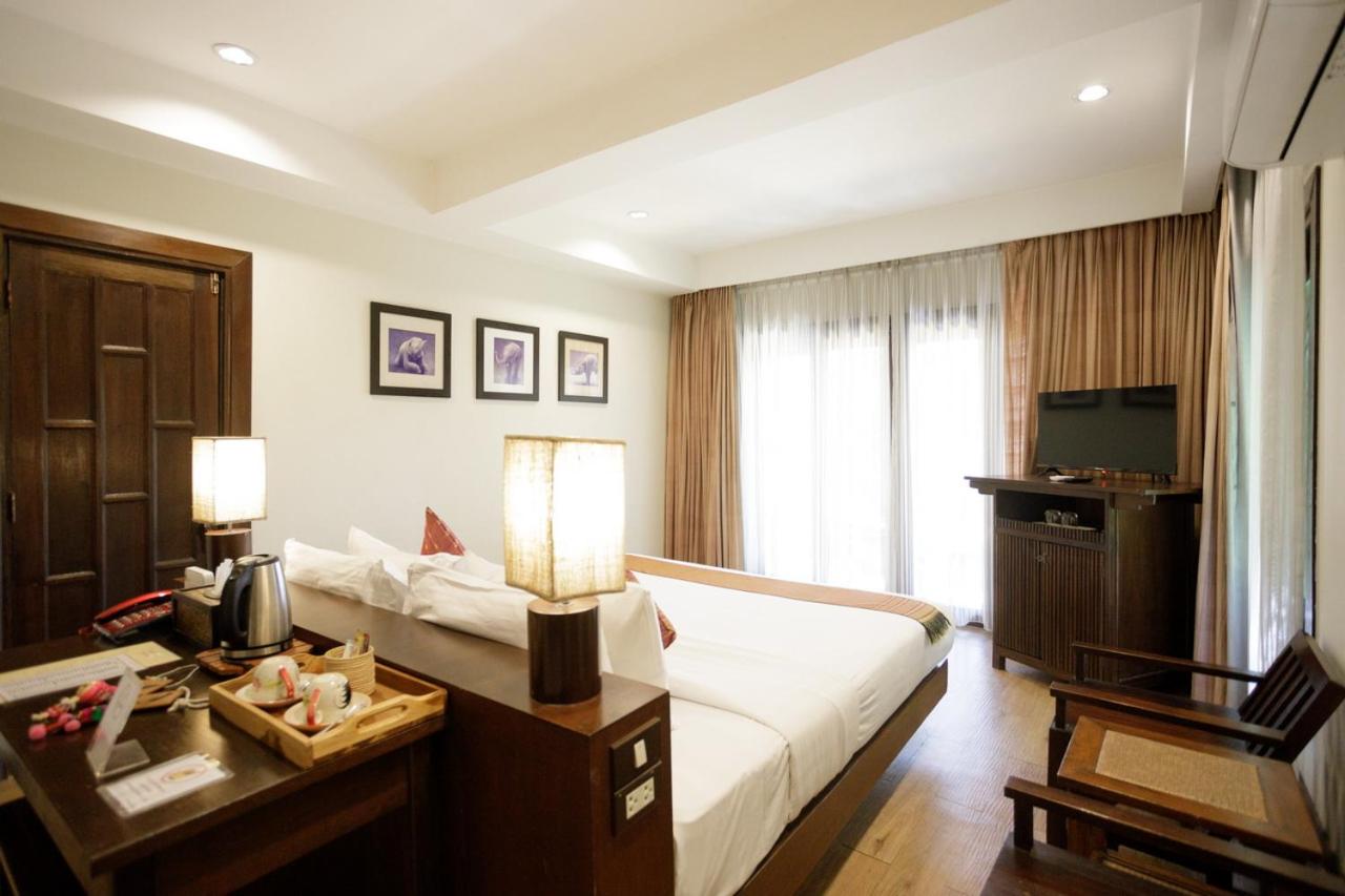 Deluxe Double or Twin Room with Garden View - Photo 9