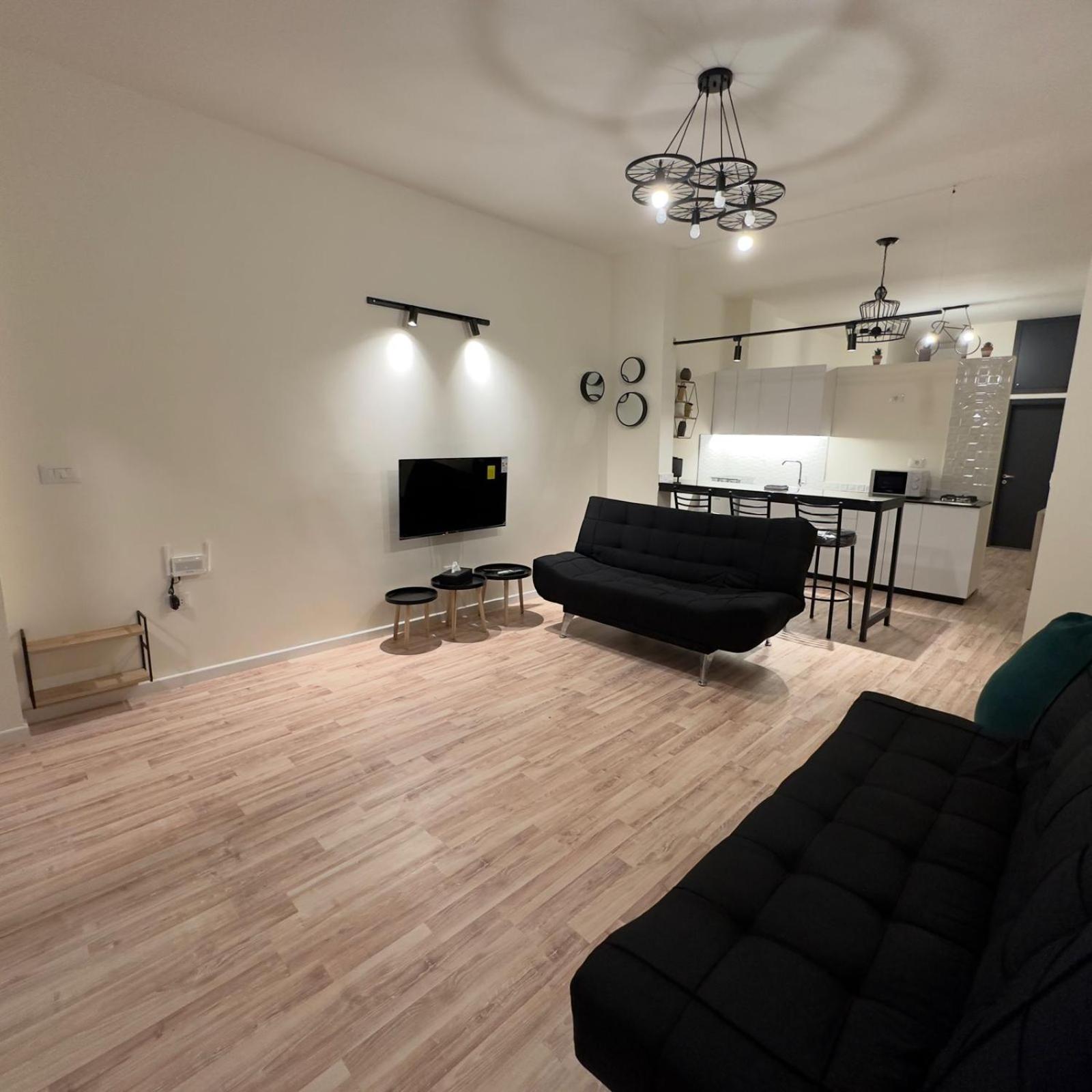 Family Room photo 1