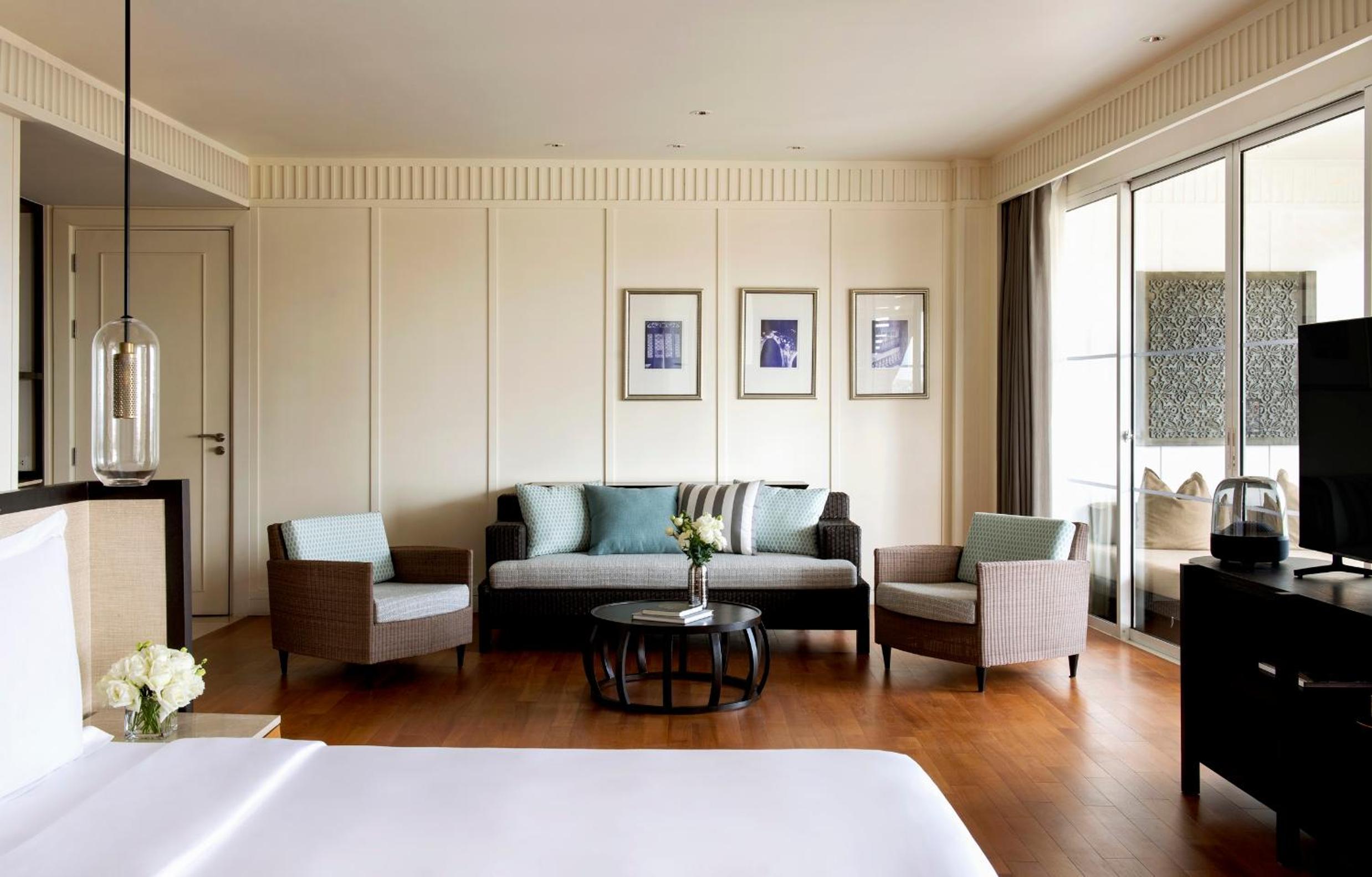 One-Bedroom Suite - Photo 6