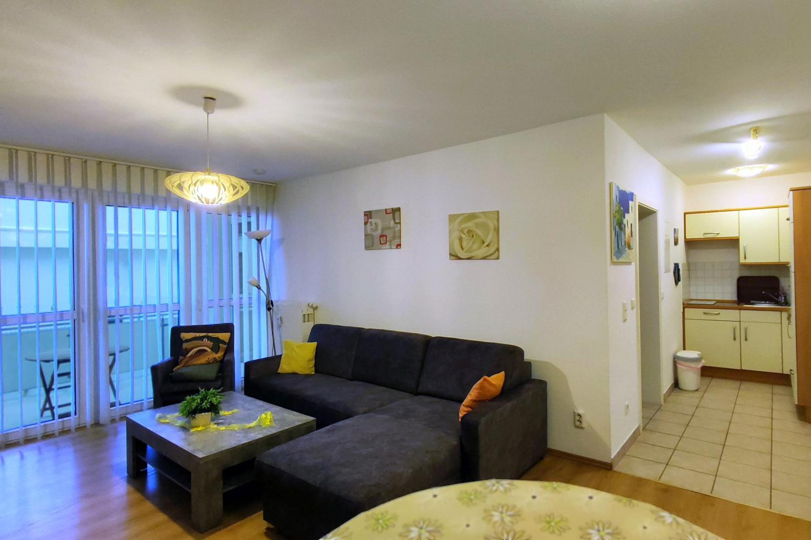 Superior One-Bedroom Apartment with Balcony