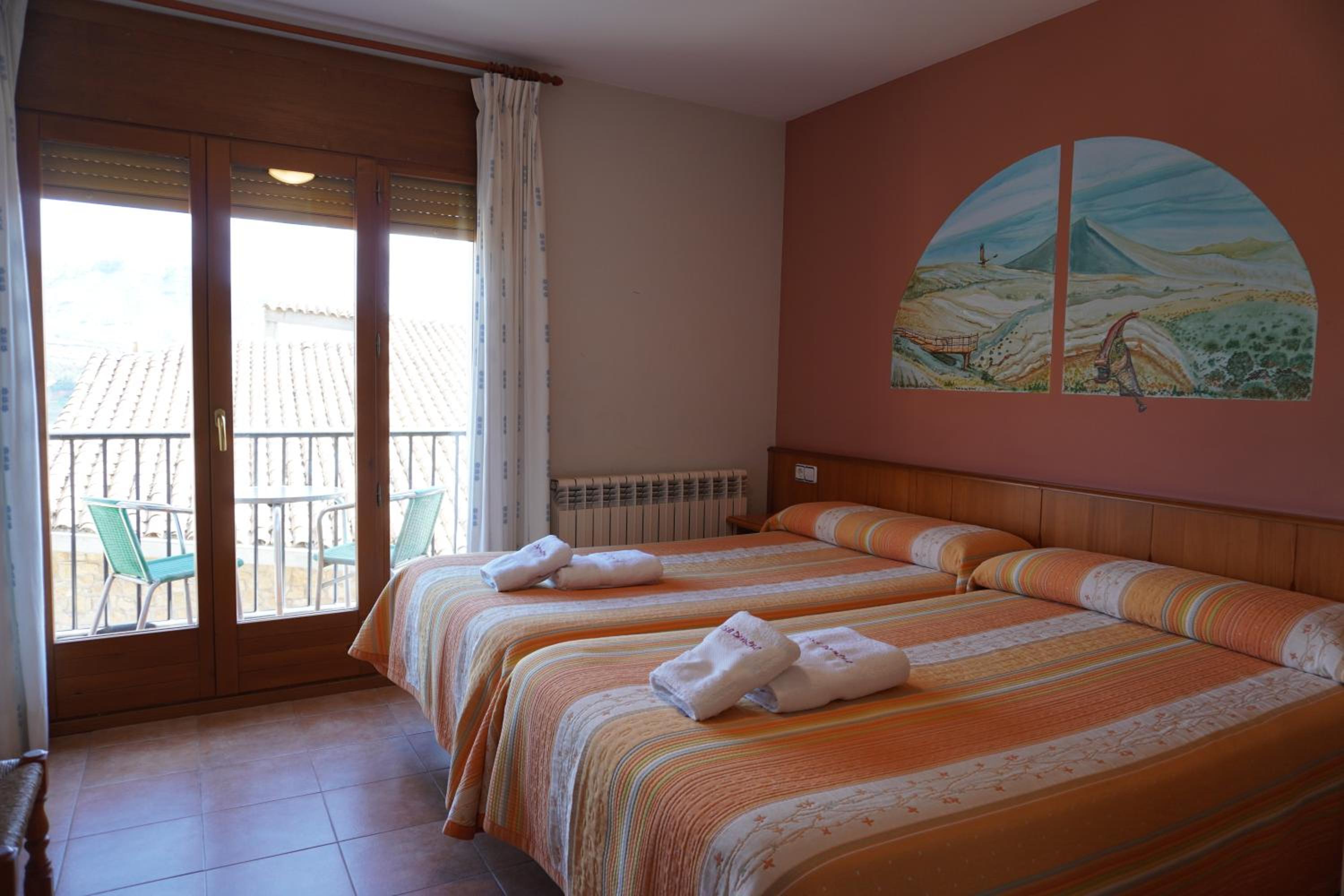 Two-Bedroom Apartment with Mountain View