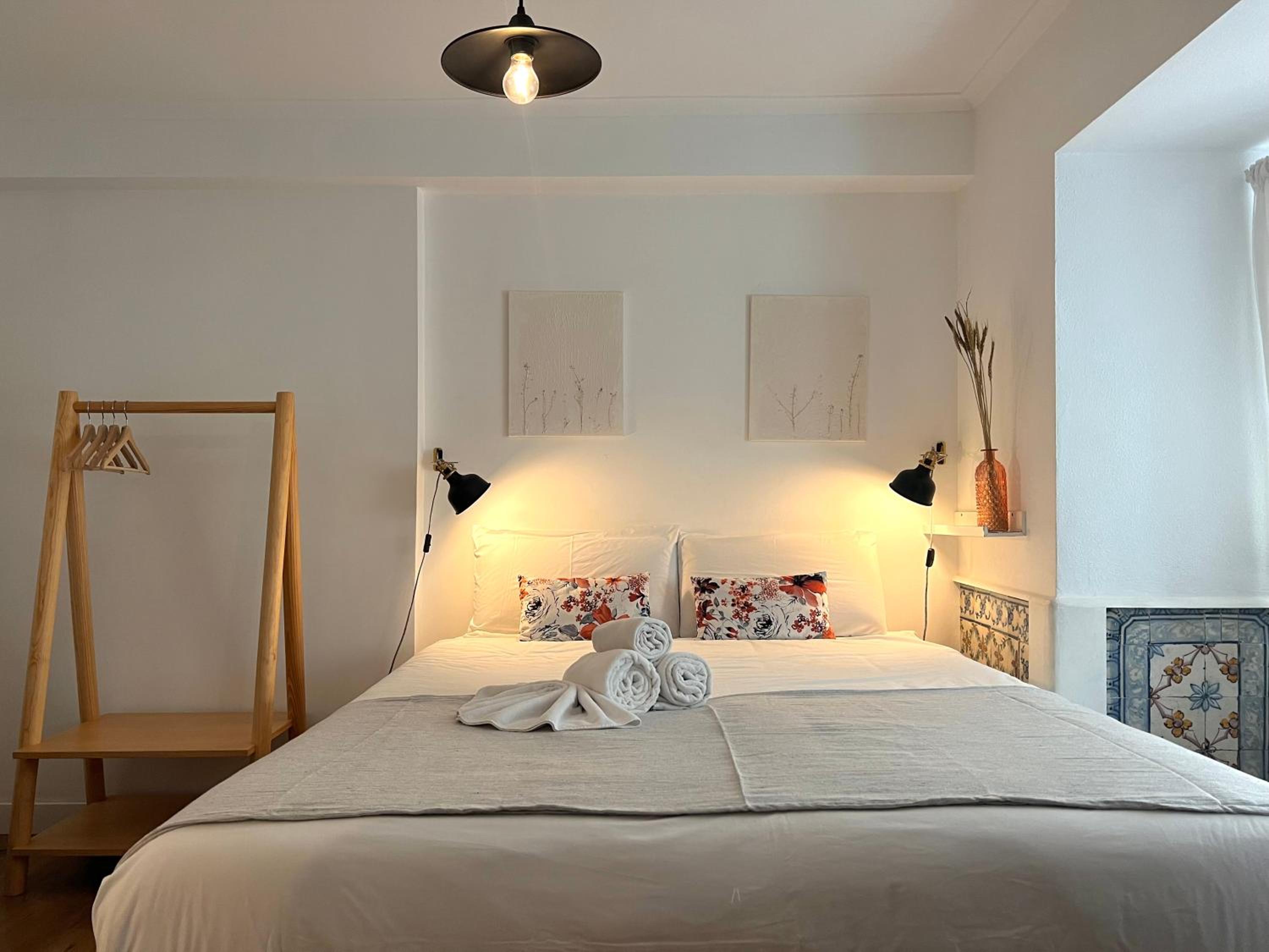 Double Room with Shared Bathroom photo 1