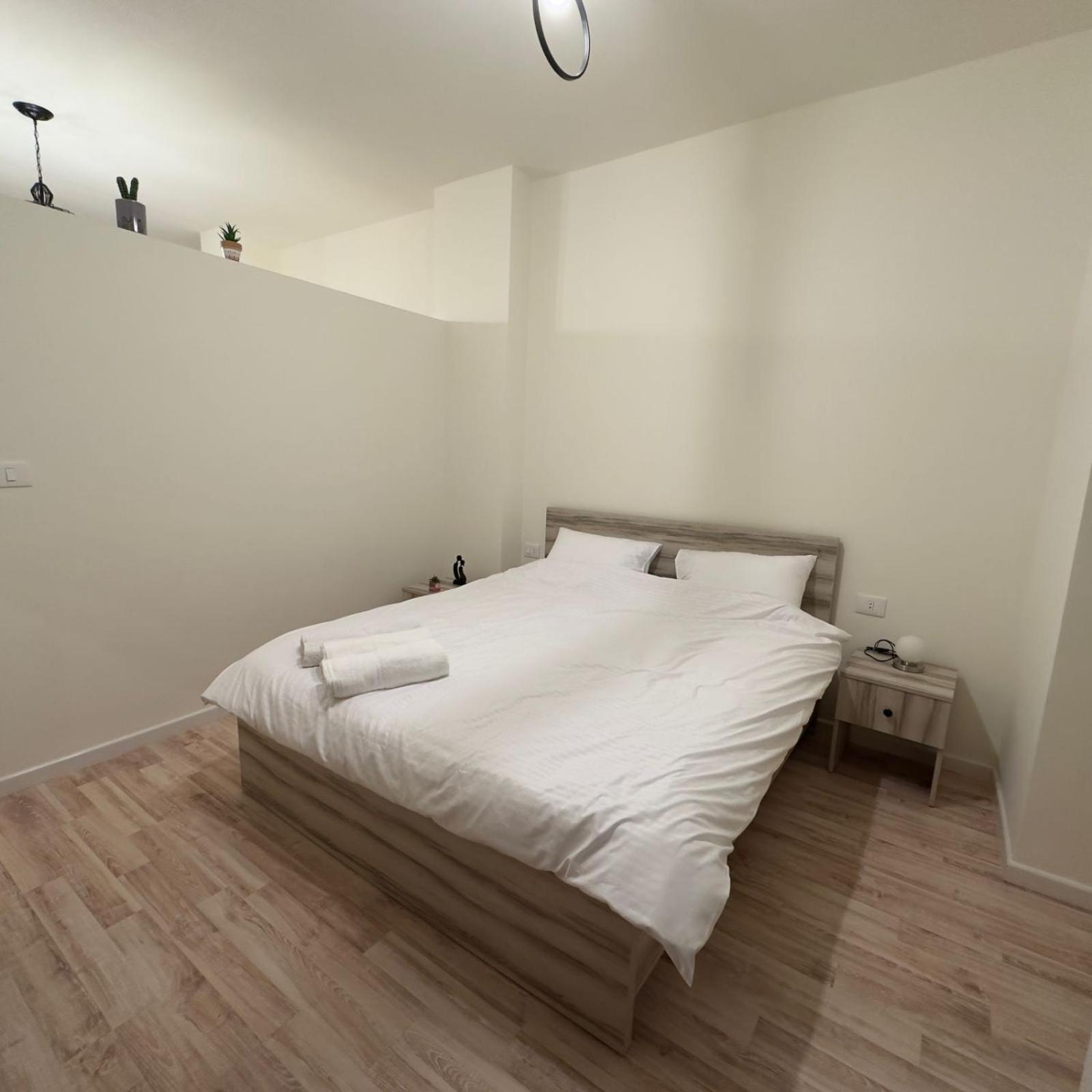 Family Room photo 3