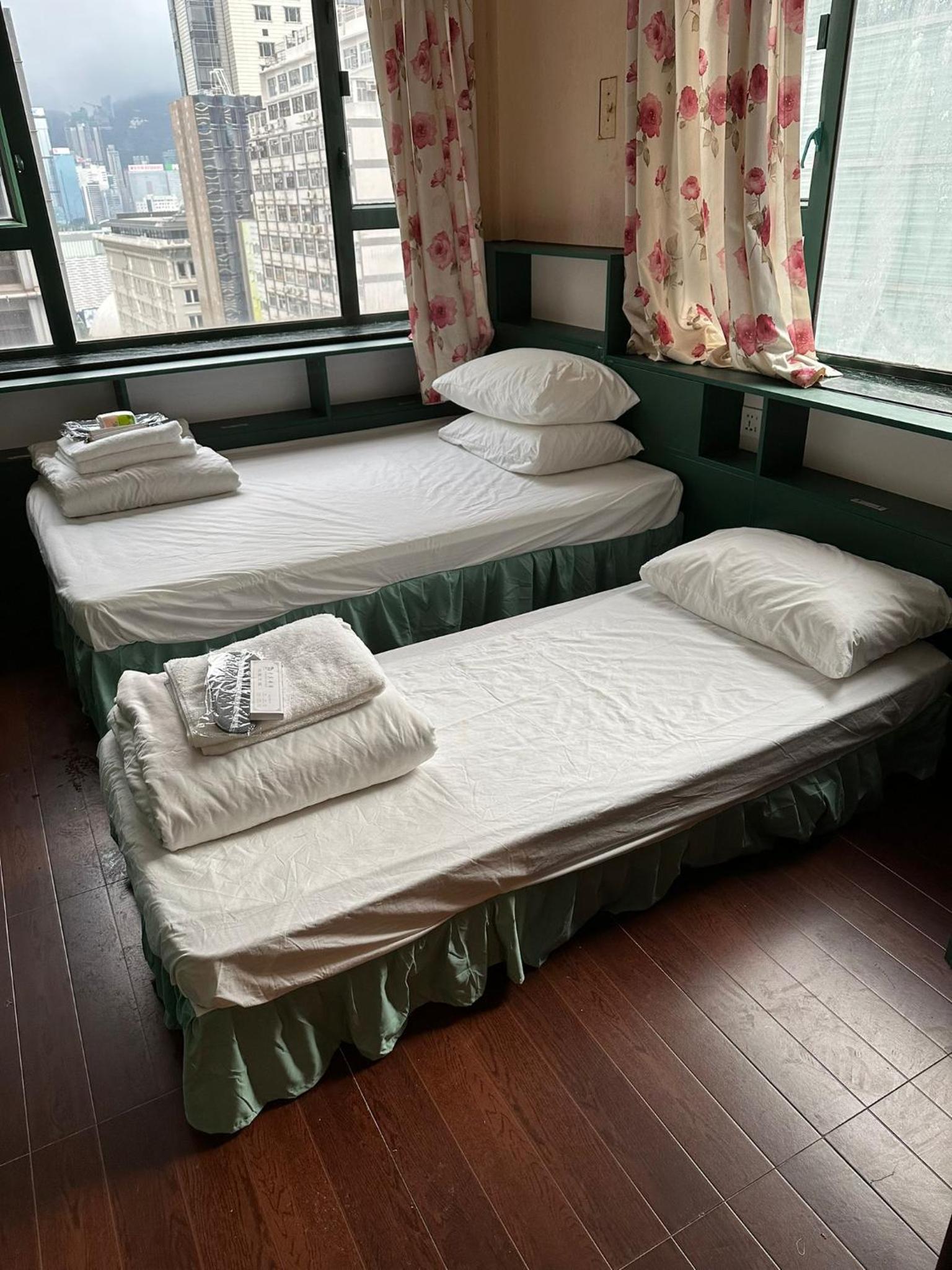 Triple Room with Private Bathroom
