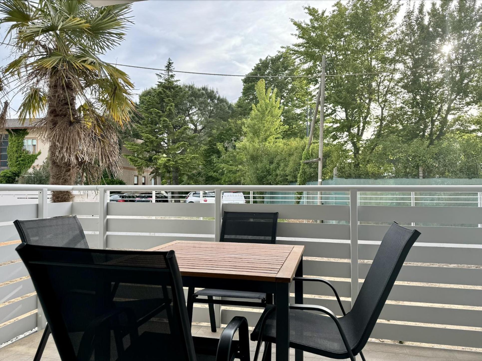 Superior One-Bedroom Apartment with Balcony photo 3