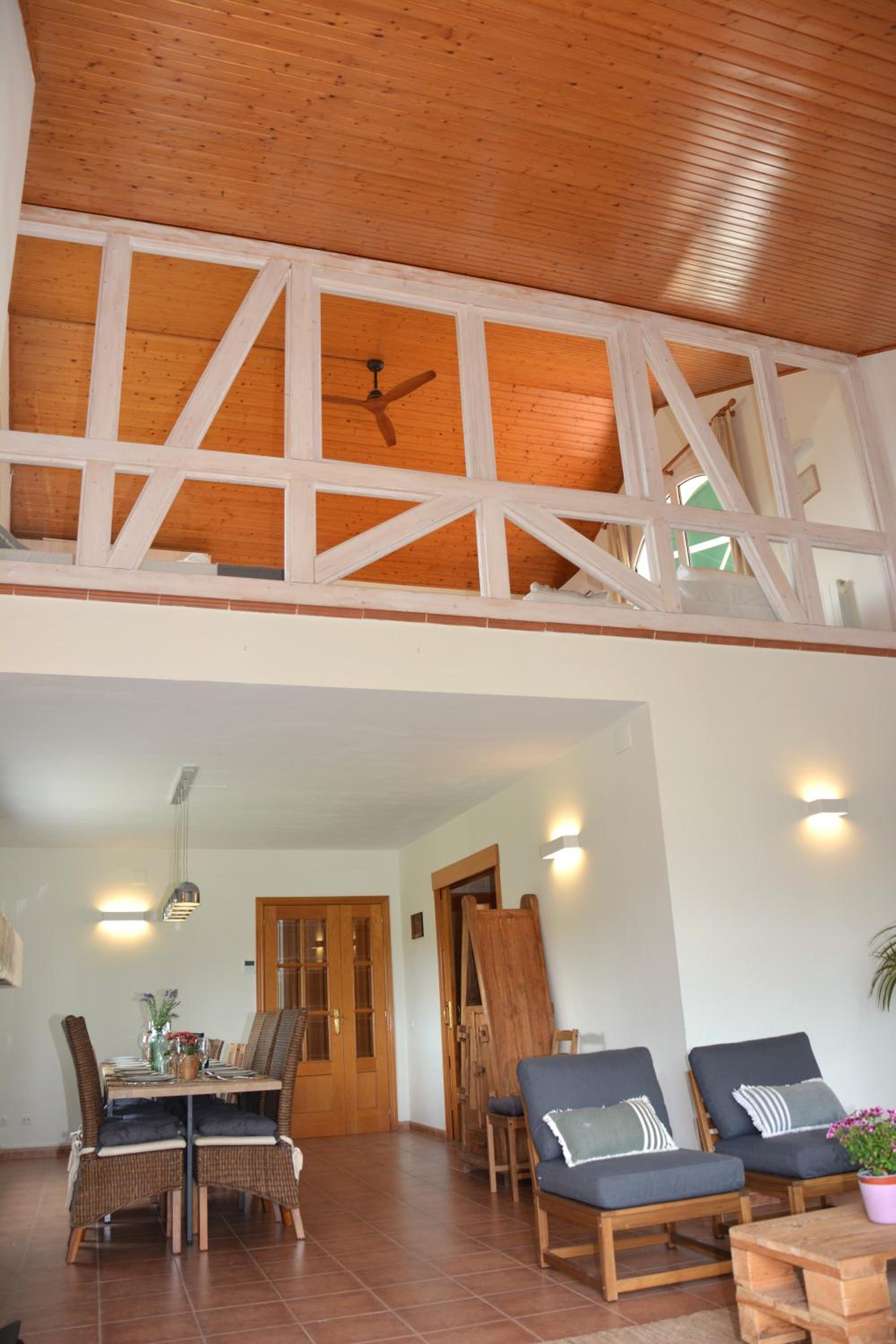 Villa photo 2