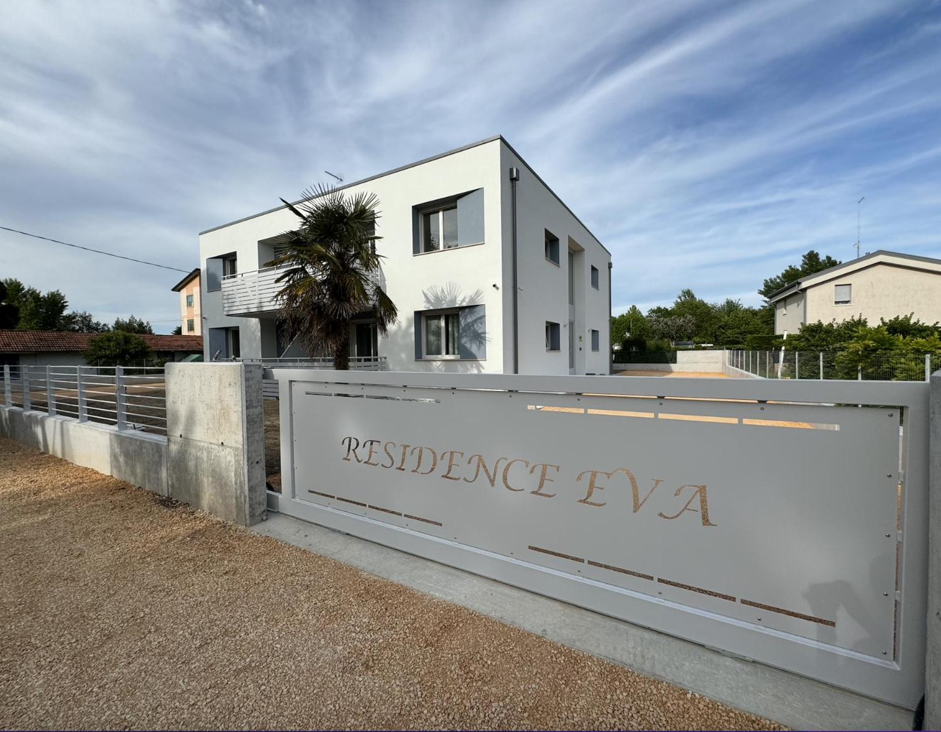 Superior One-Bedroom Apartment with Balcony photo 2