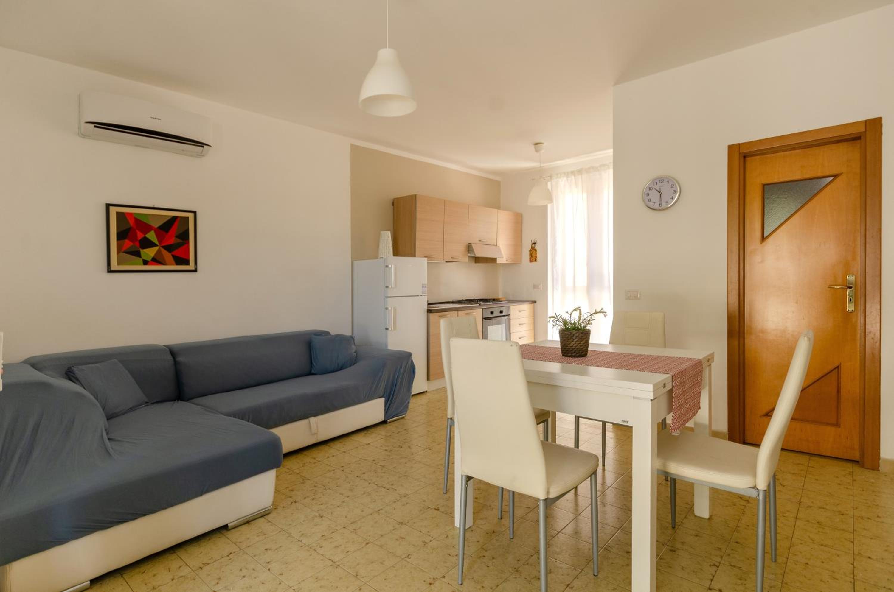 Deluxe Apartment photo 2