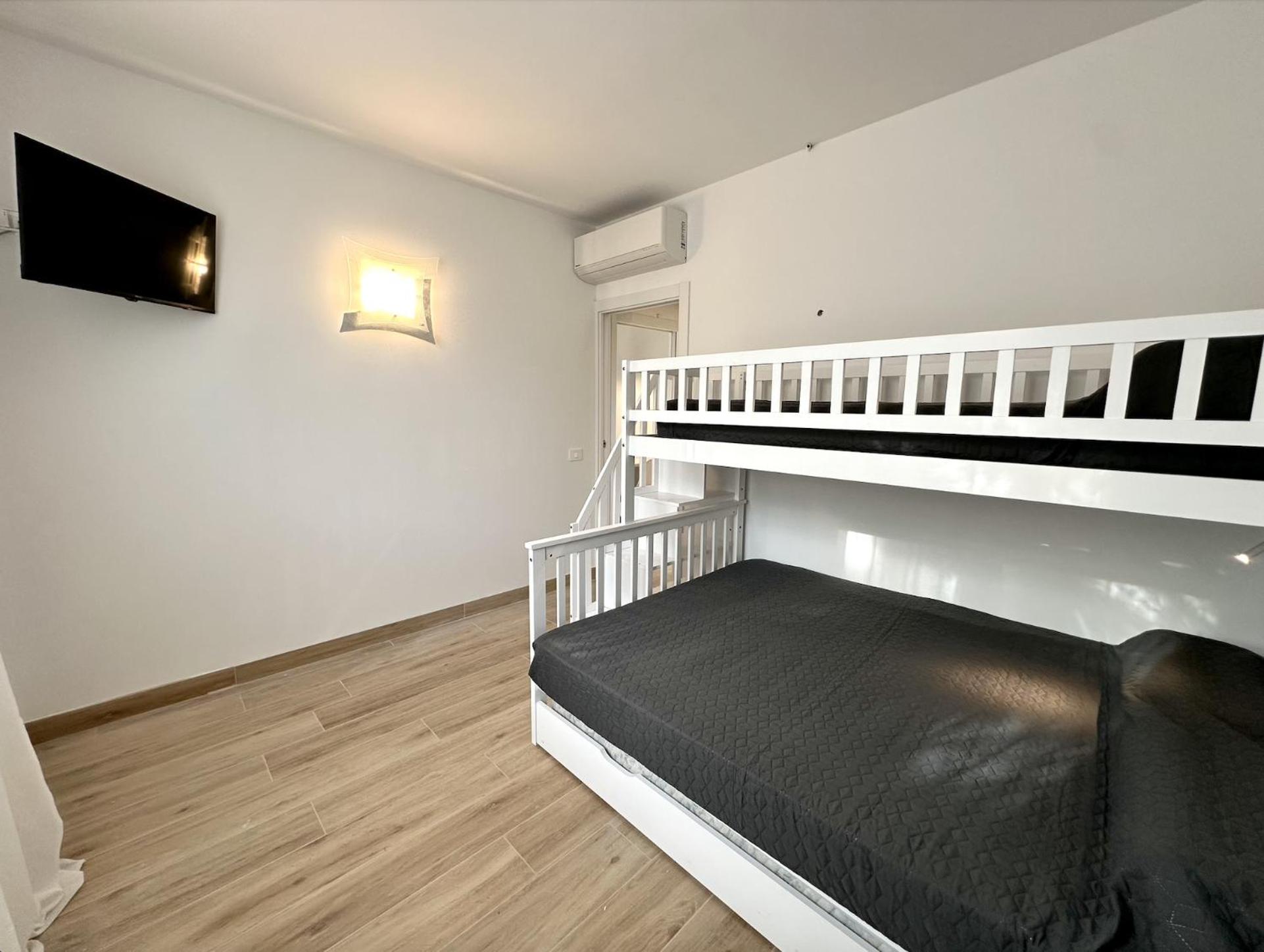 Superior One-Bedroom Apartment with Balcony photo 3
