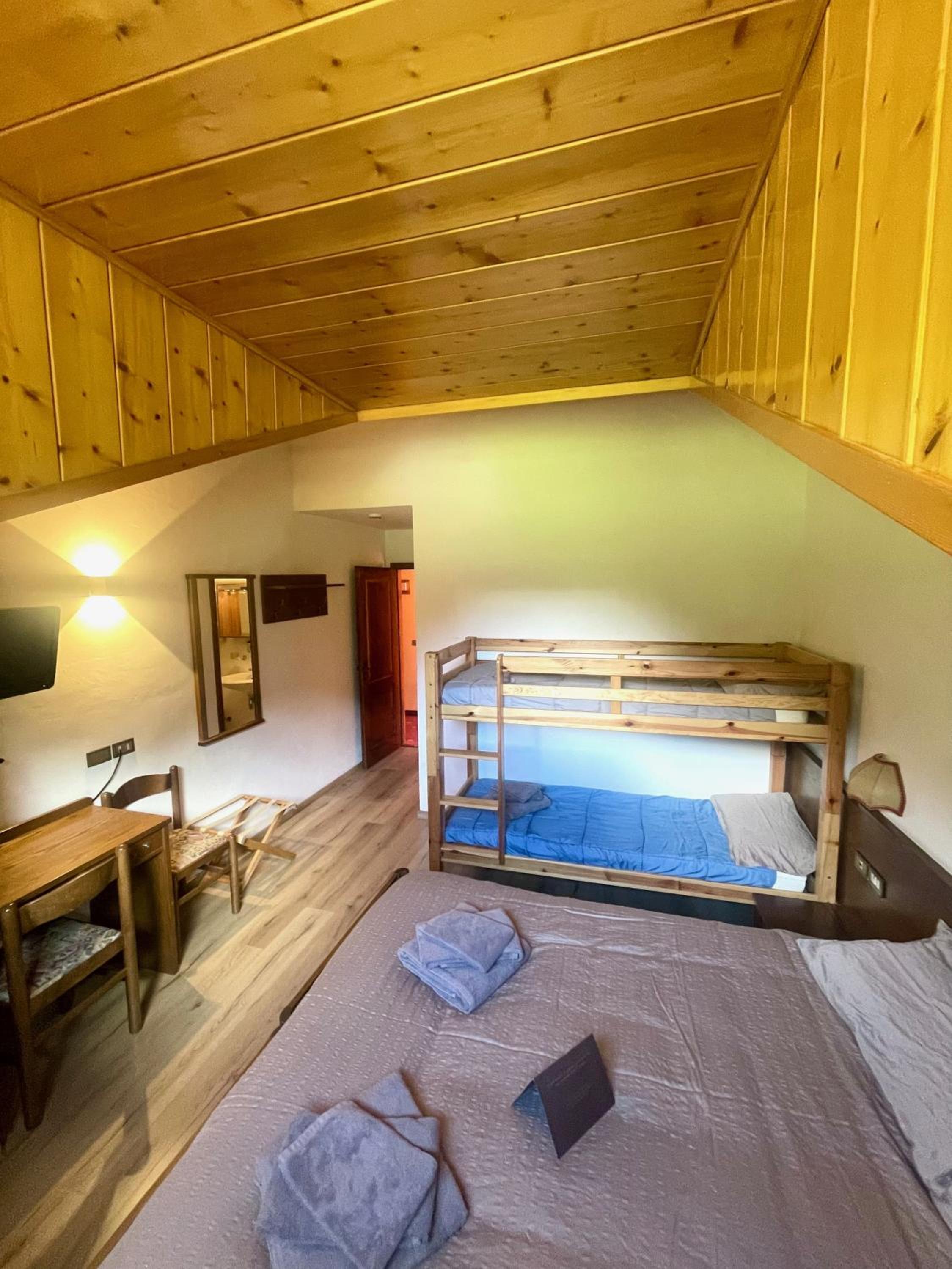 Quadruple Room - Photo 2