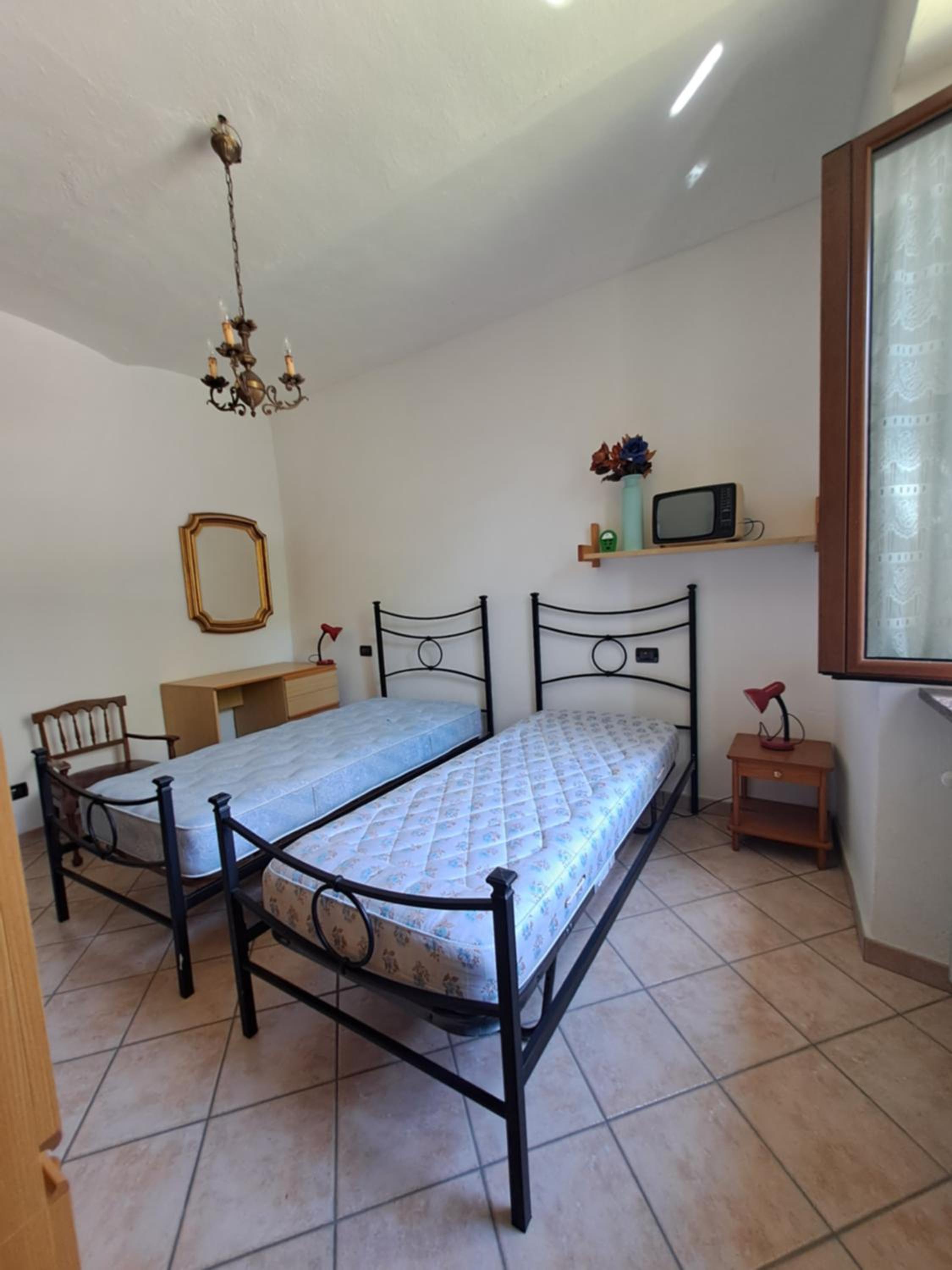 Two-Bedroom House photo 3