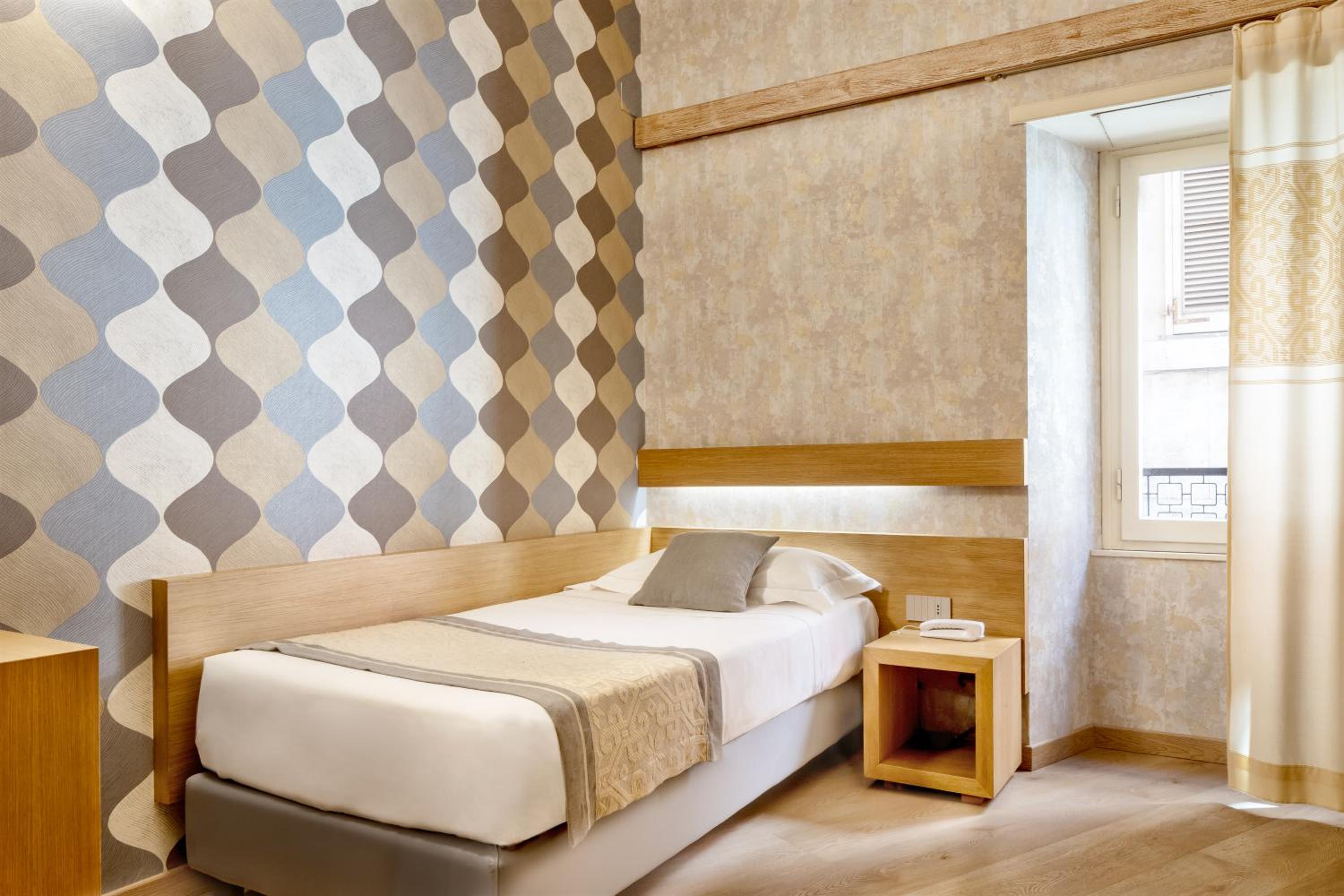 Classic Single Room