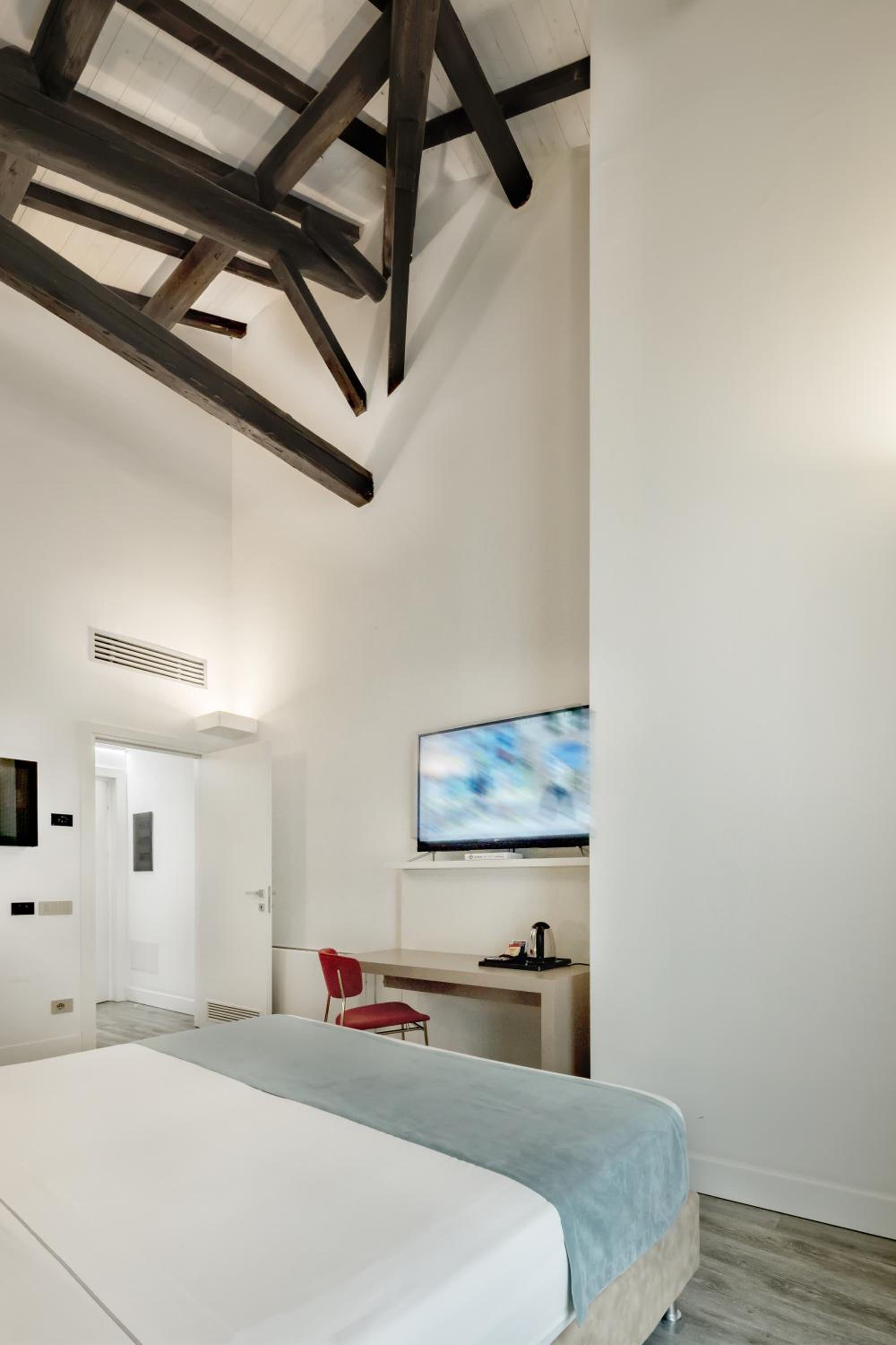 Junior Suite - Photo 2