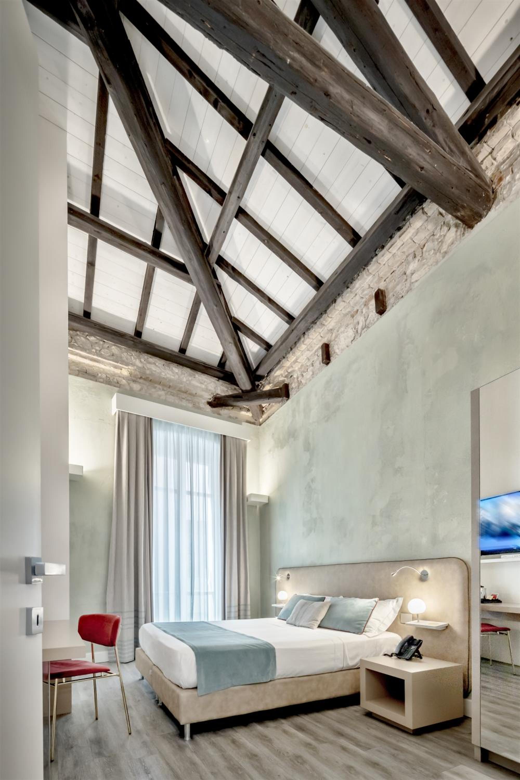 Junior Suite - Photo 5