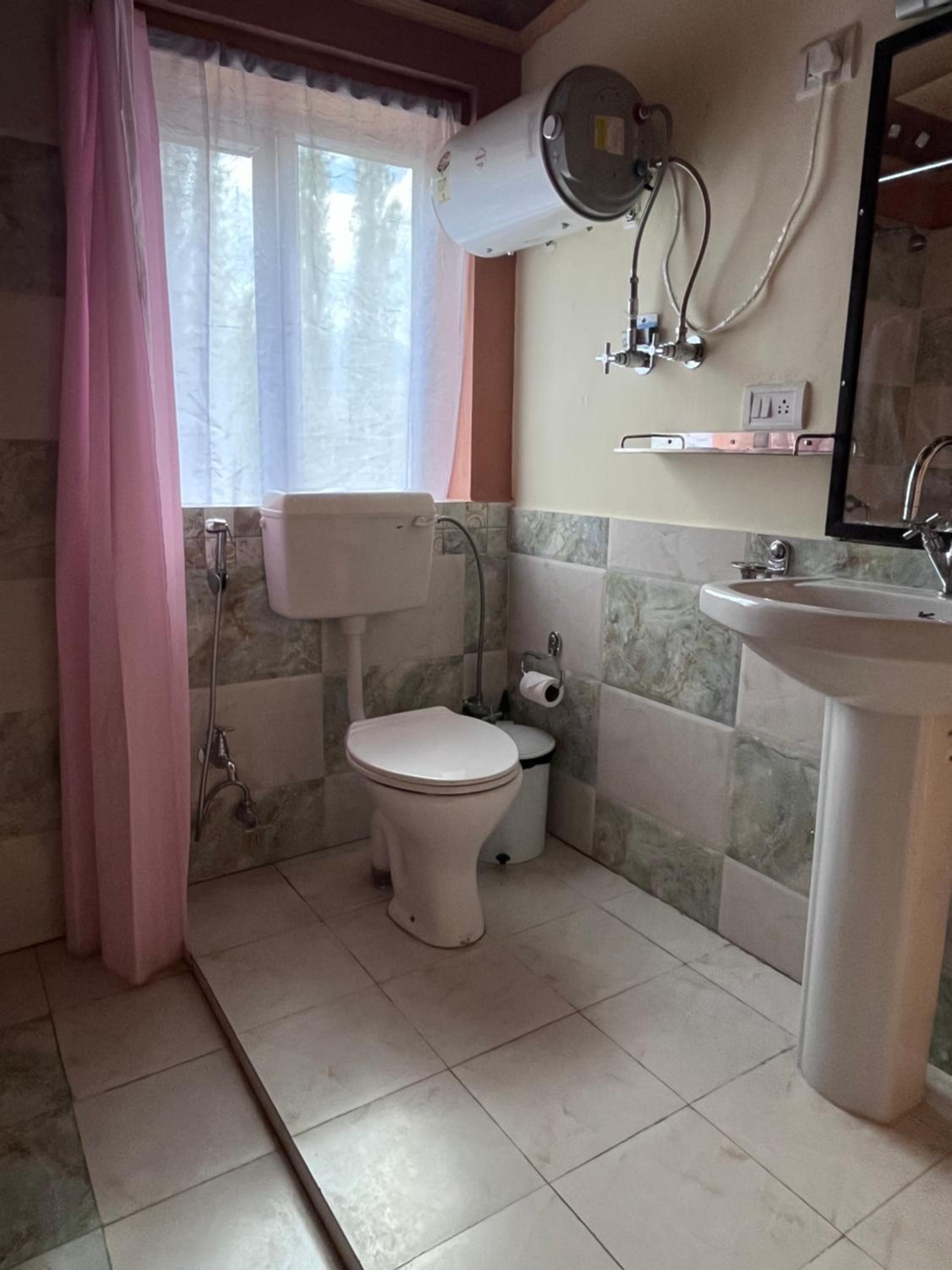 Deluxe Queen Room photo 2