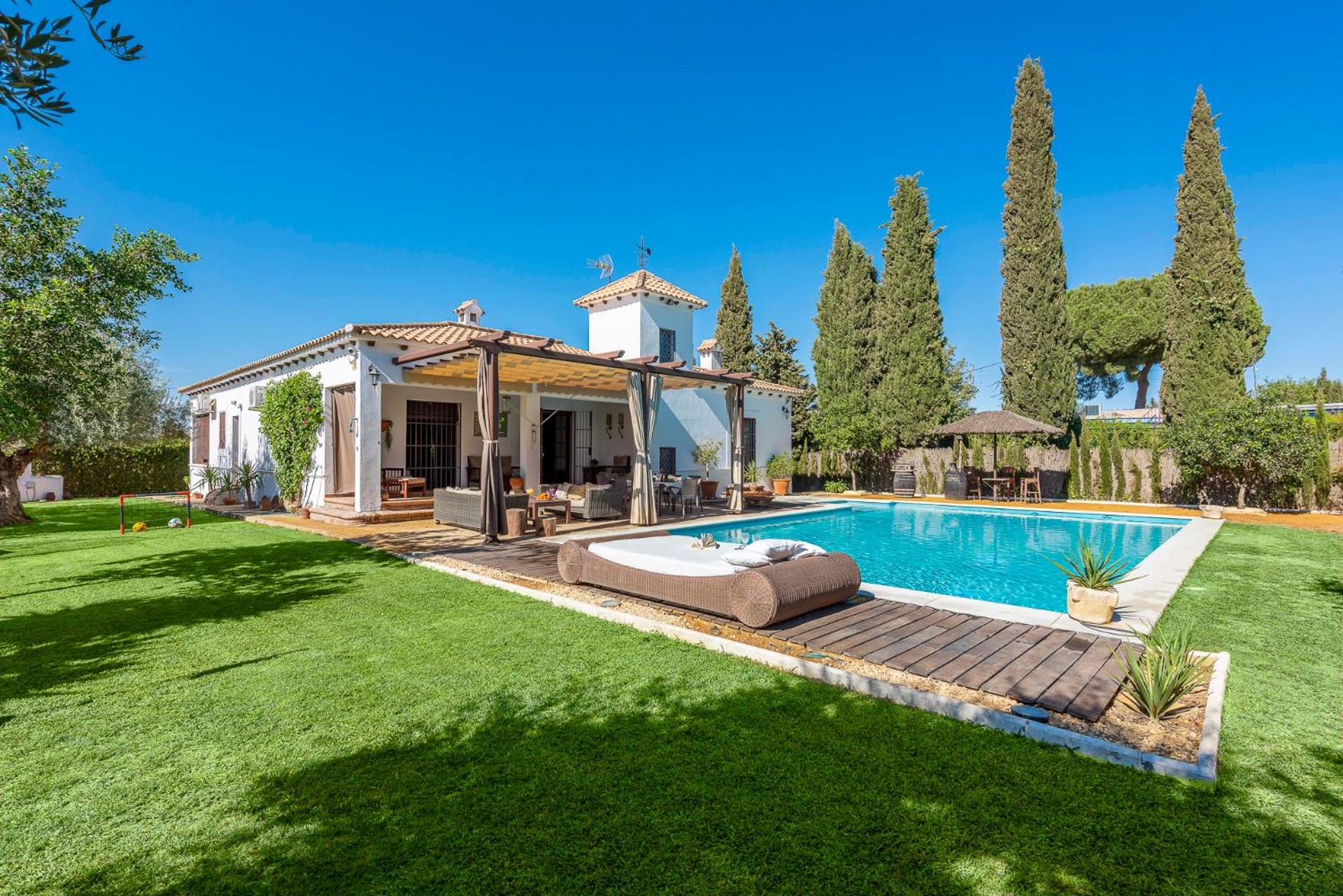 Villa photo 3