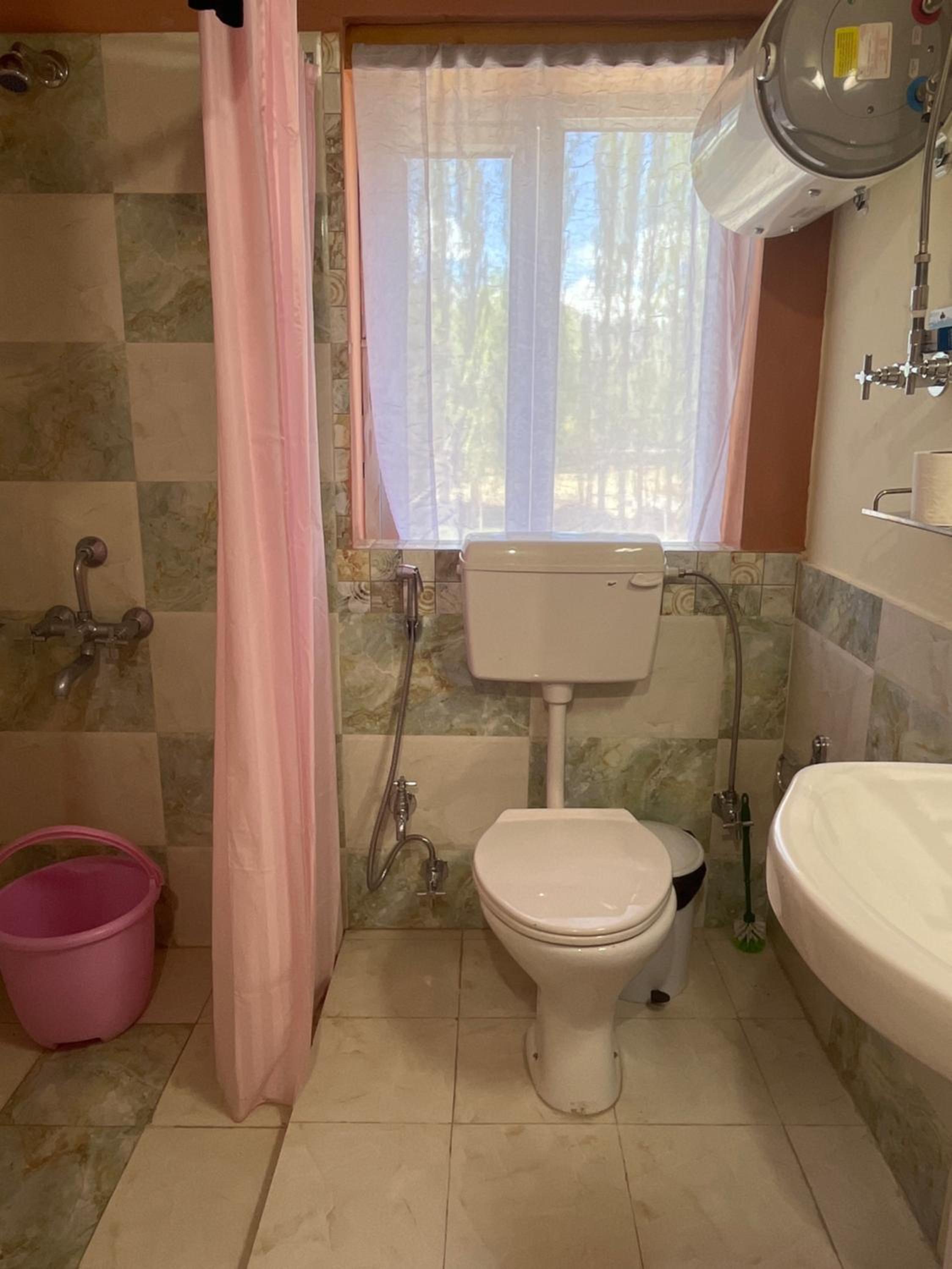 Deluxe Queen Room photo 3