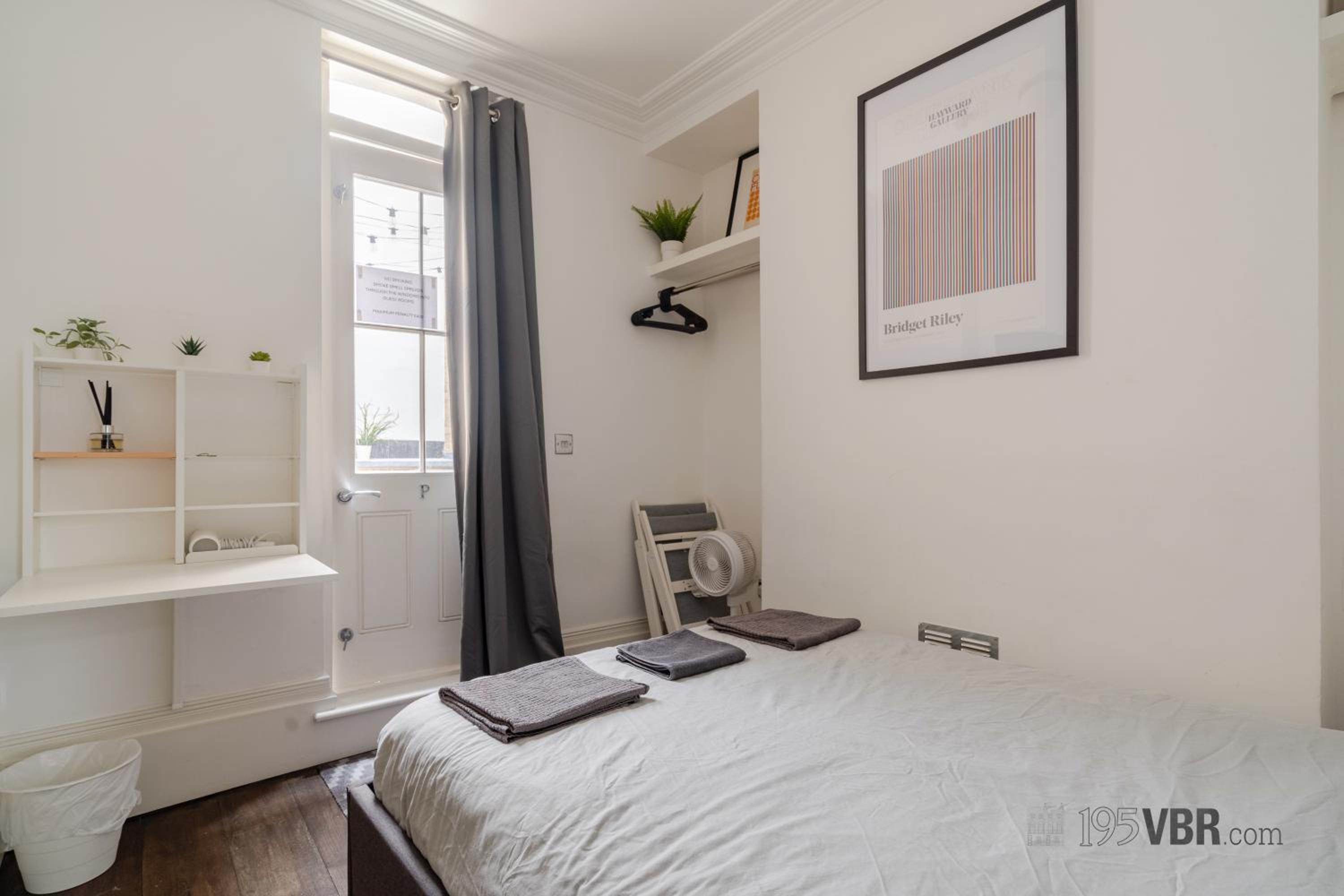 Double Room with Shared Bathroom