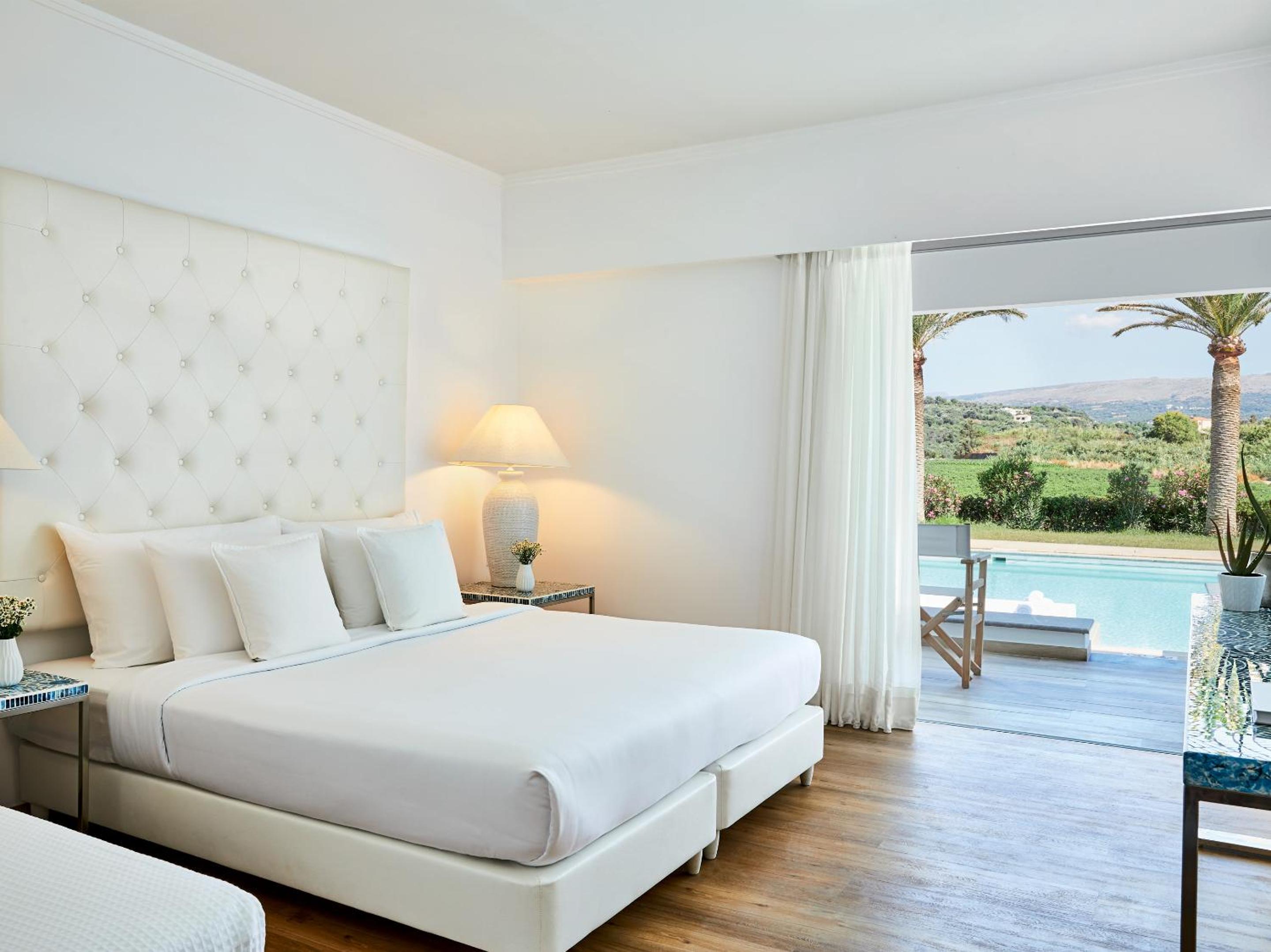 Swim Up Family Guestroom - Photo 1