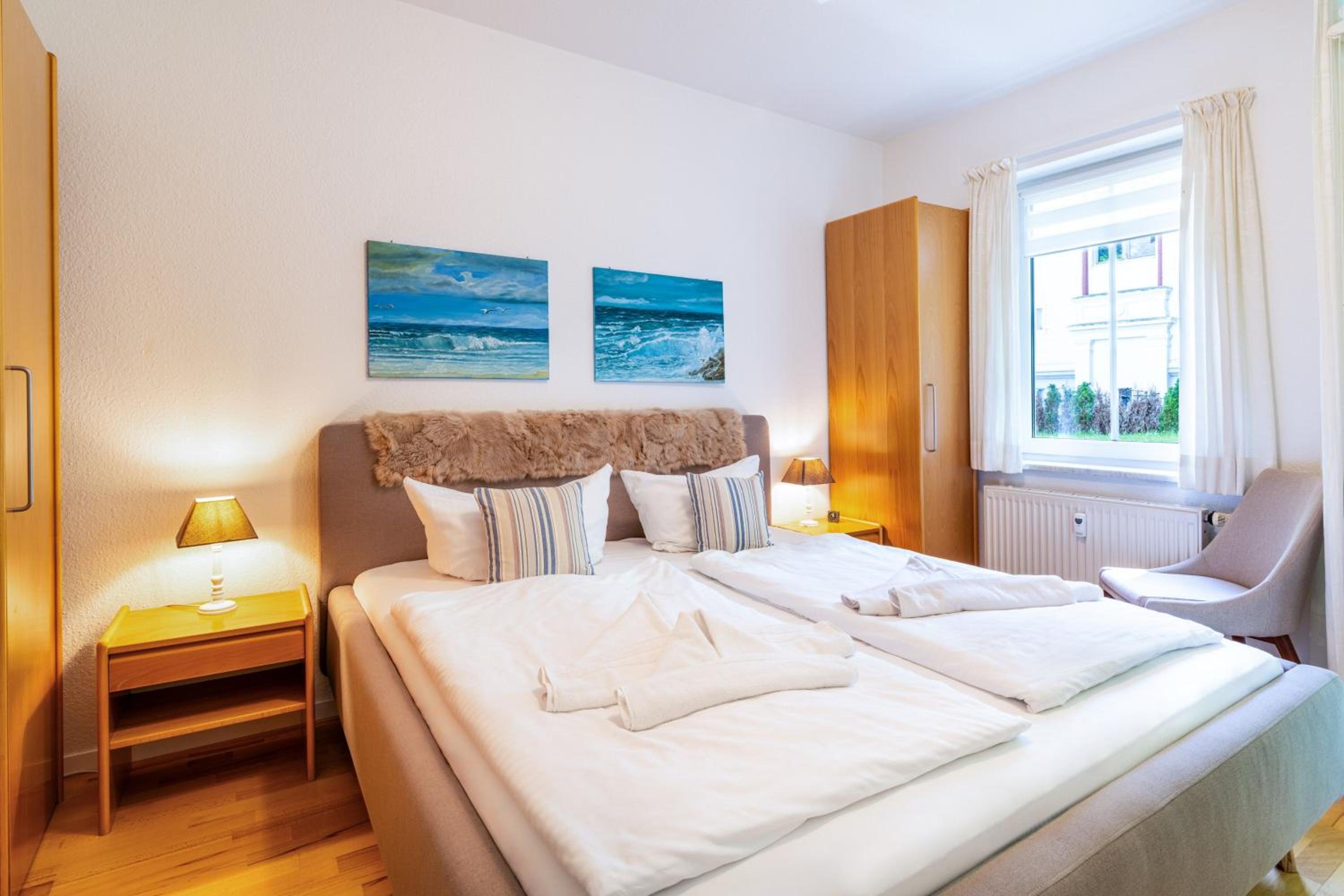 One-Bedroom Apartment with Balcony photo 3