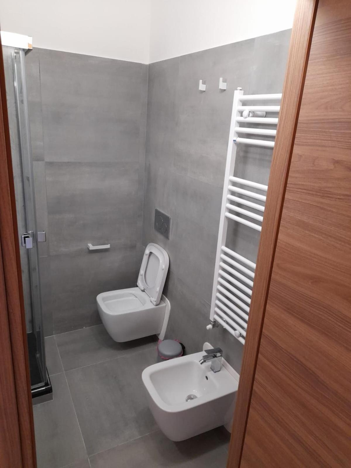 Double Room with Private External Bathroom photo 3
