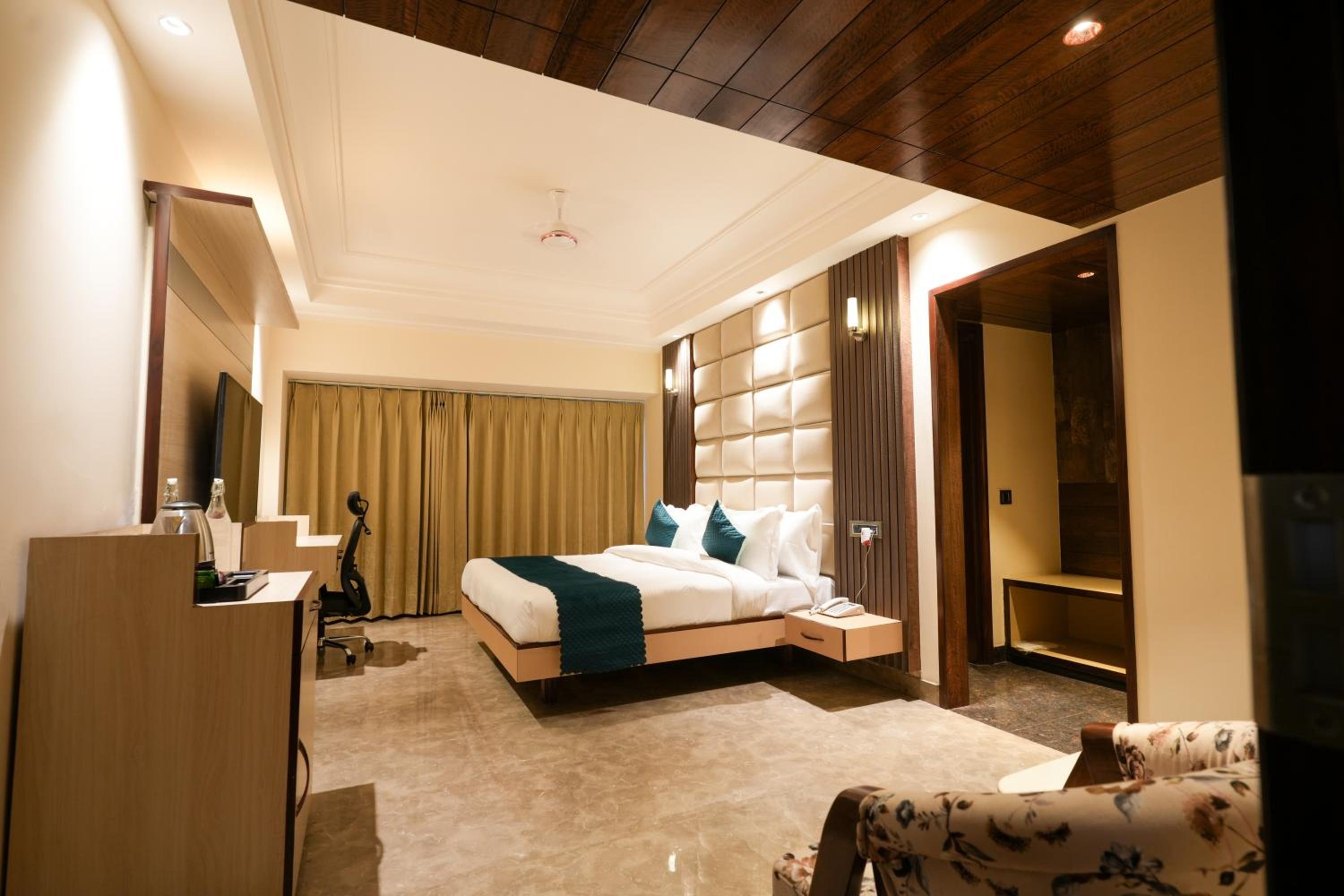 Executive Suite