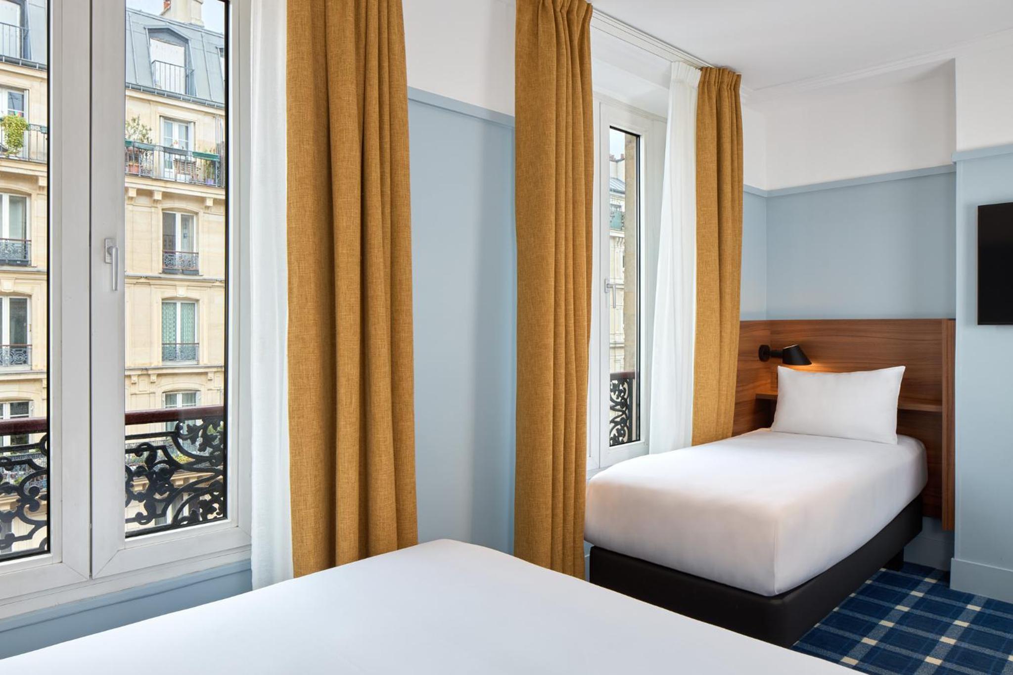 Triple Room (3 Adults) photo 3