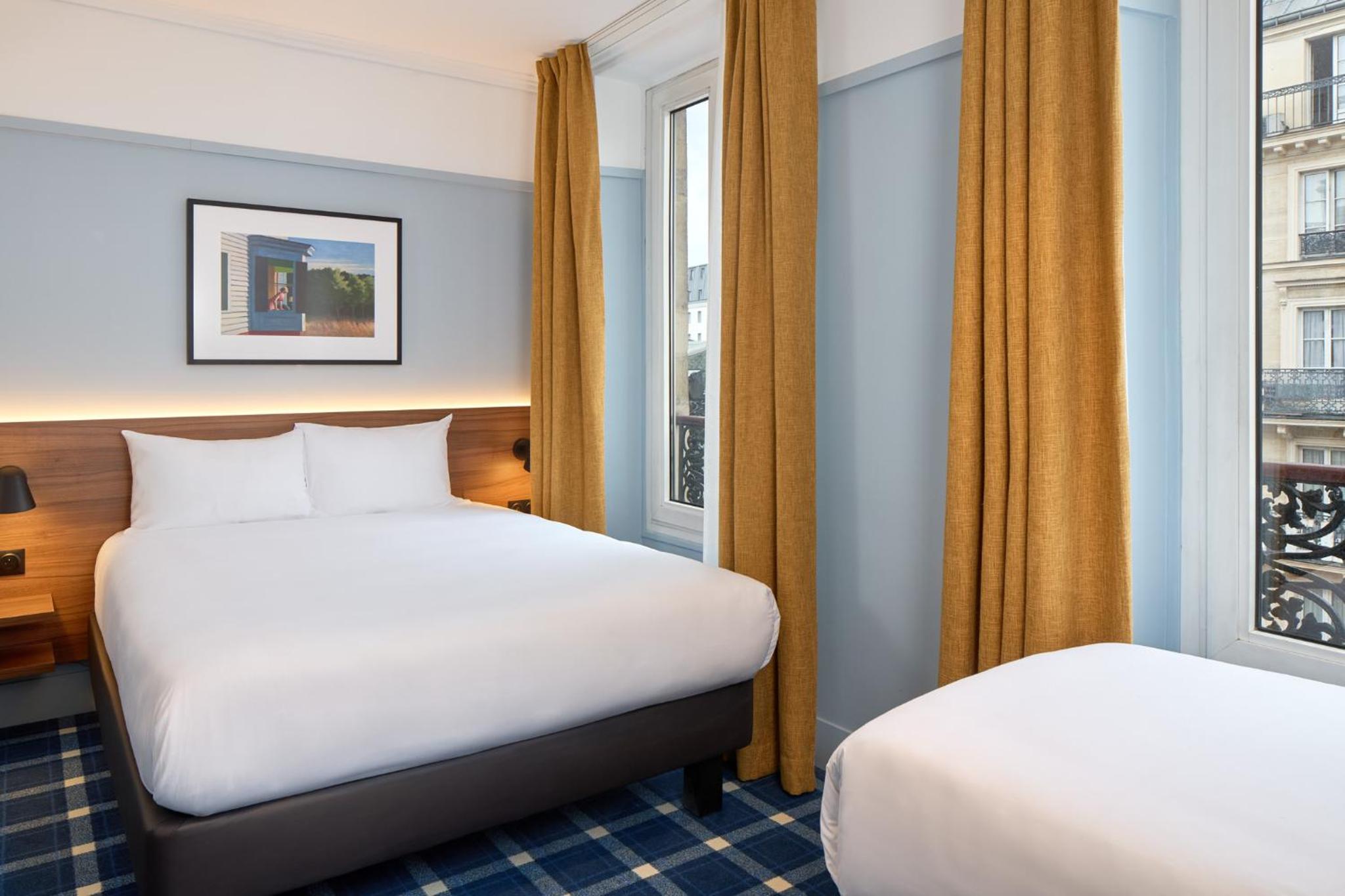Triple Room (3 Adults) photo 2