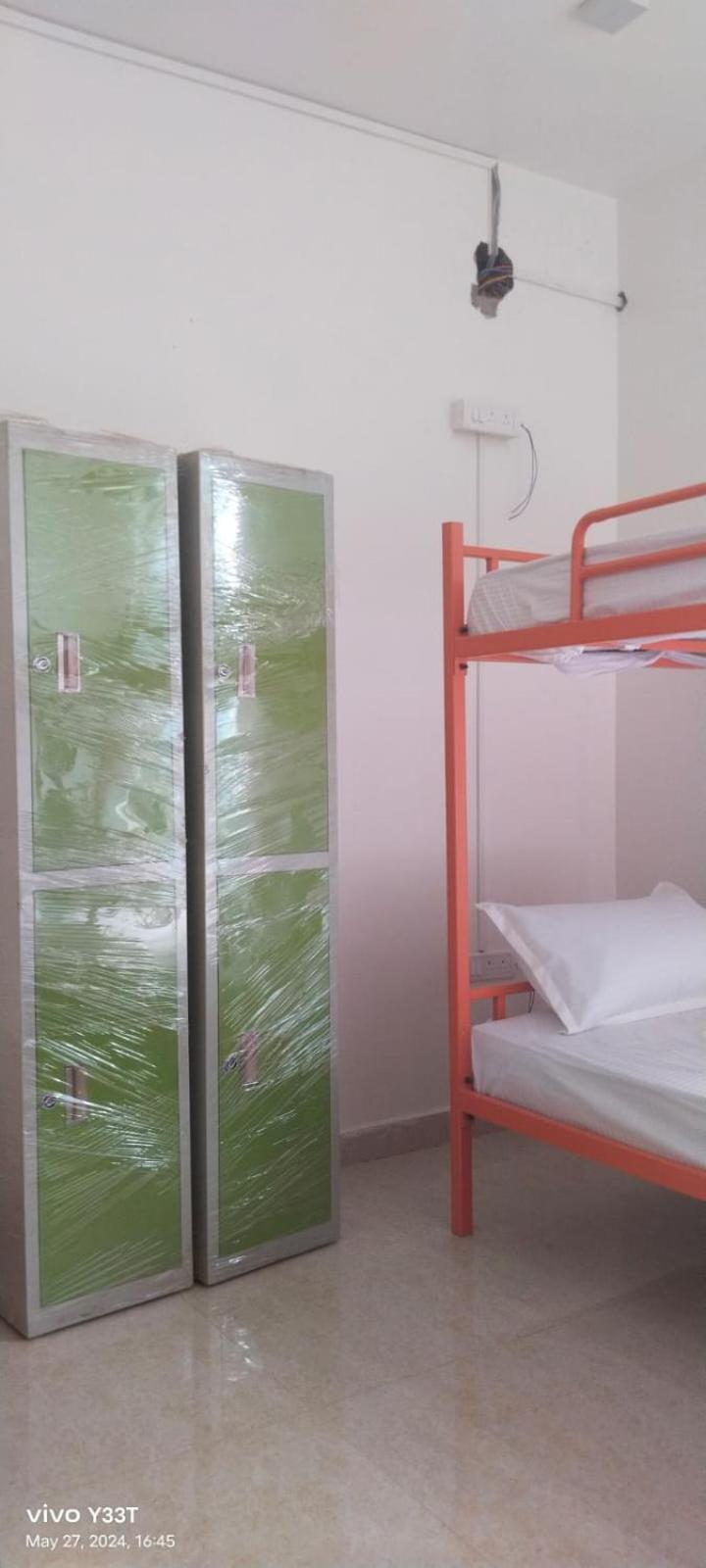 Bed in 6-Bed Mixed Dormitory Room photo 3