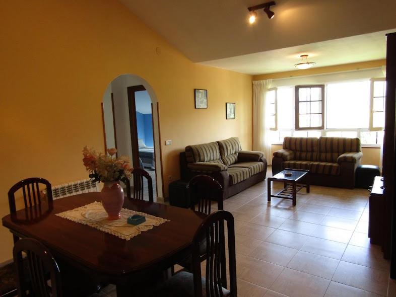 Casa de cuatro habitaciones
