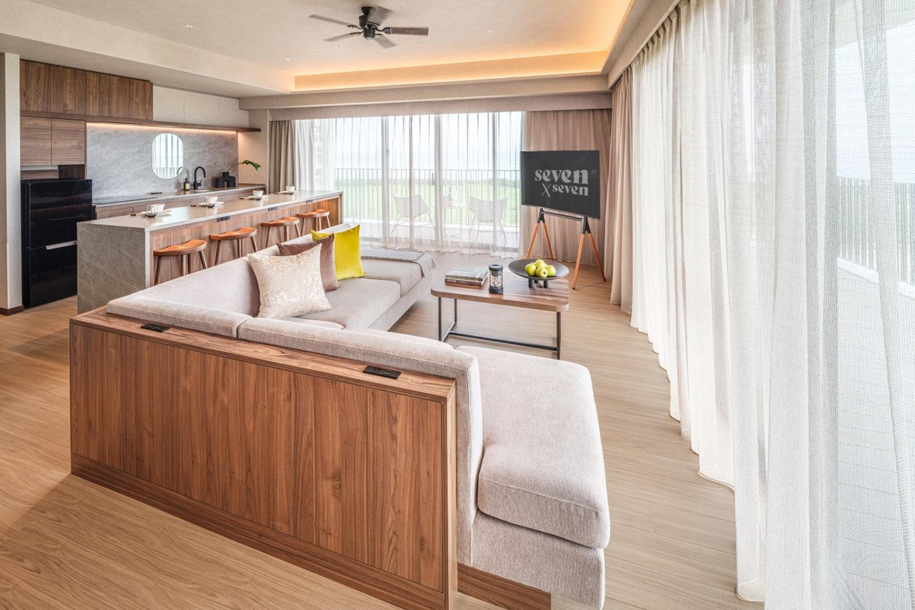 Deluxe Bunk with Jacuzzi  - Photo 1