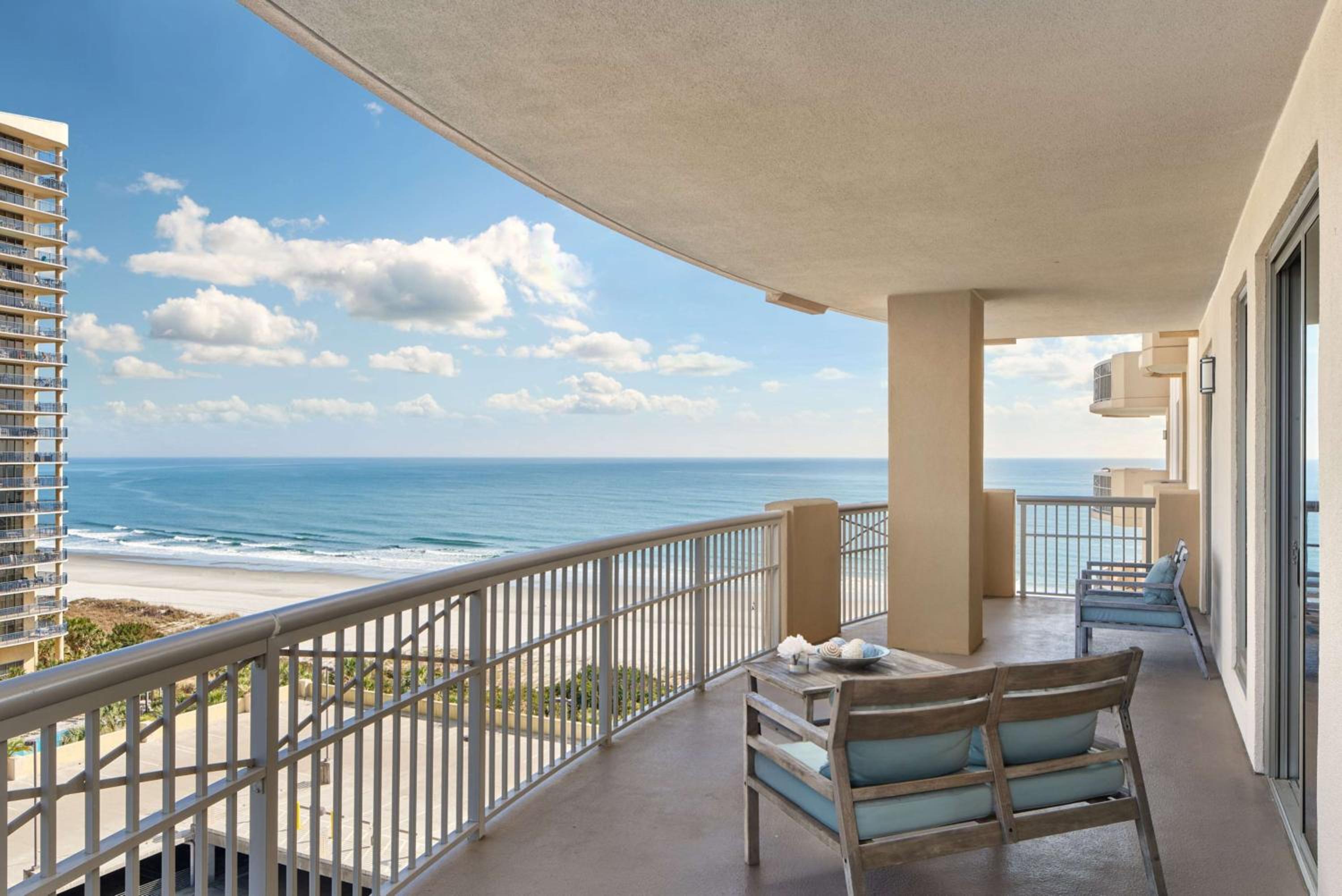 Three-Bedroom Ocean View - Margate - Photo 4