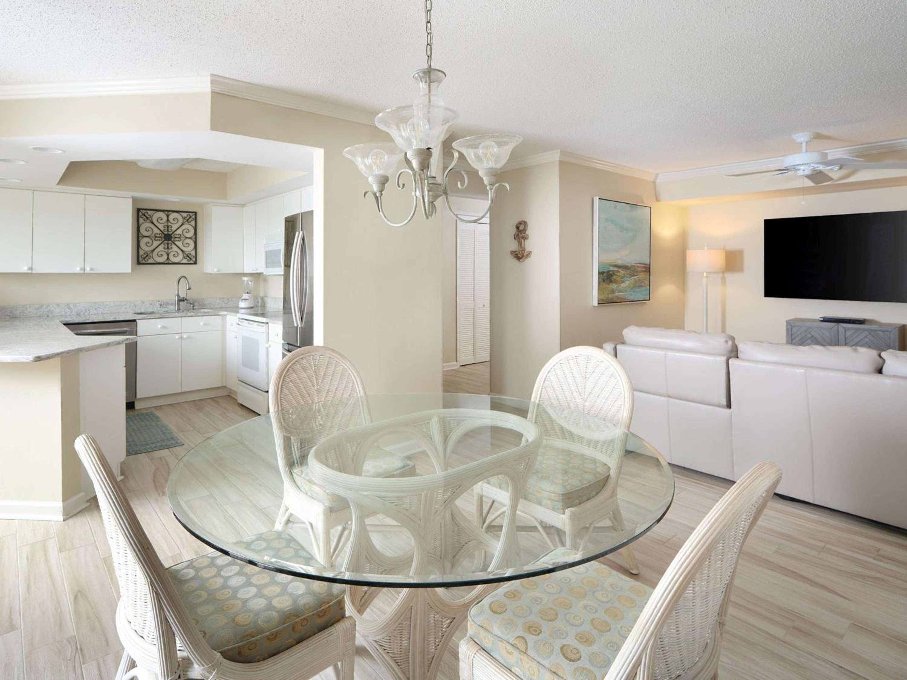 Two-Bedroom Ocean View Condo - Brighton - Photo 2