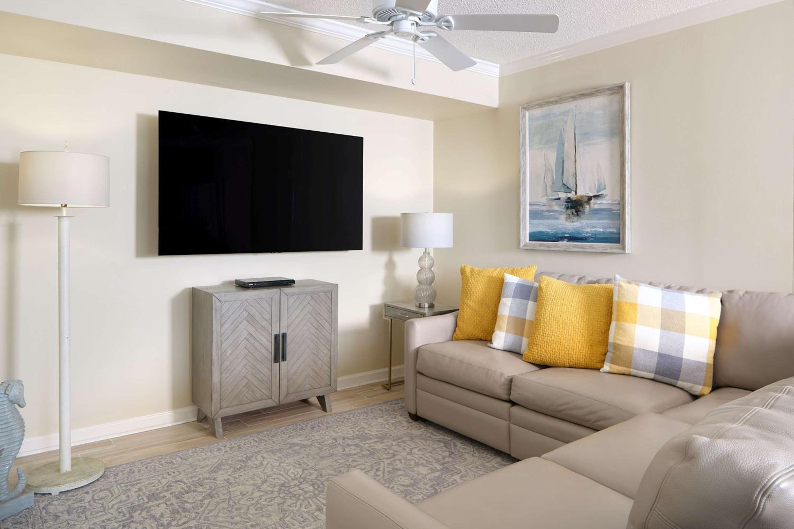Two-Bedroom Ocean View Condo - Brighton - Photo 1