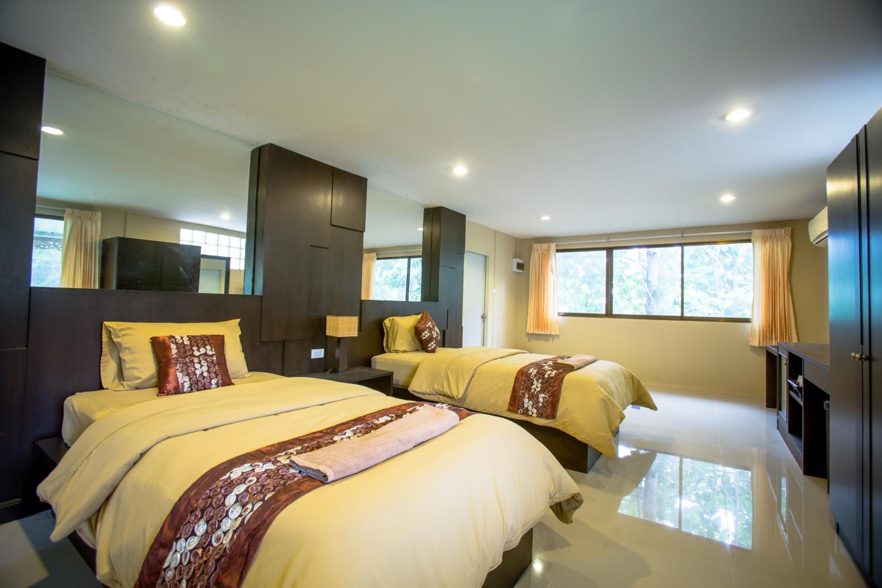 Superior Loft