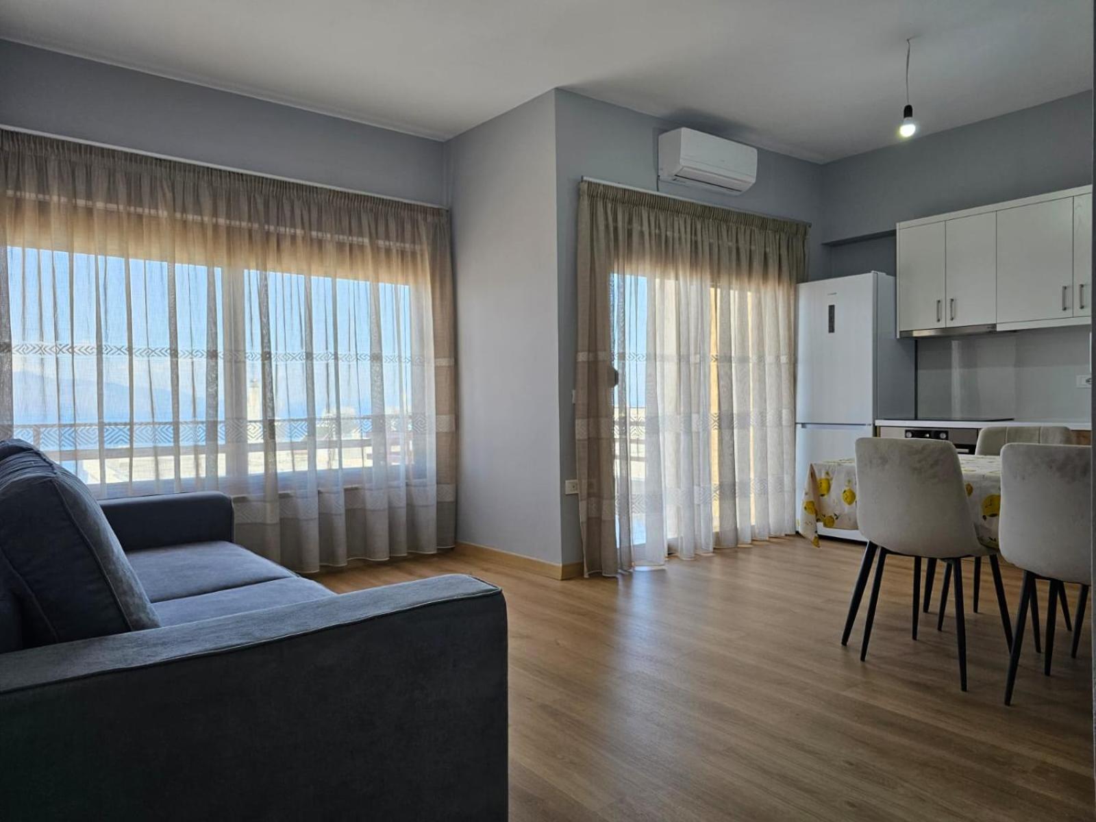 Apartment With Sea View