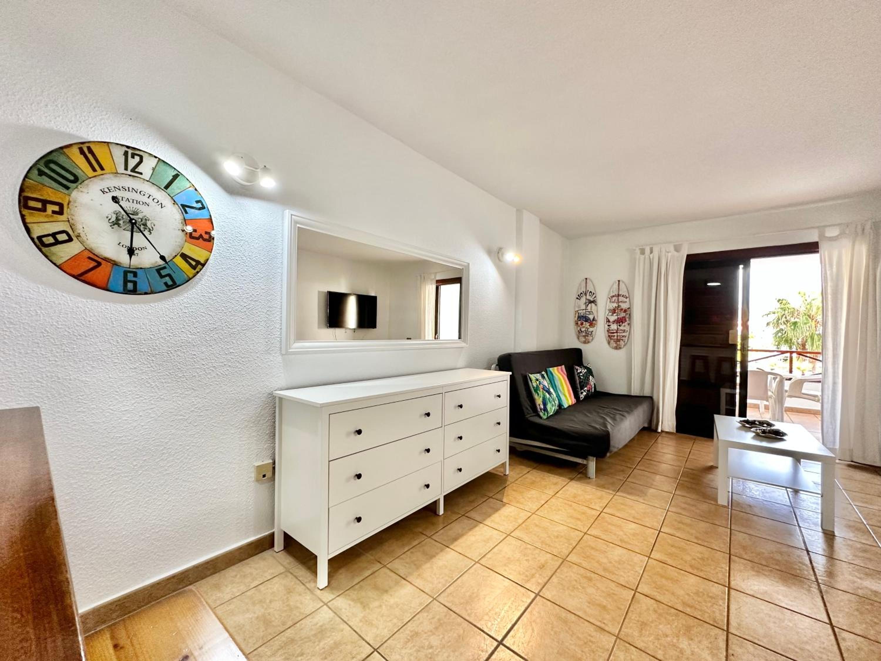 Apartamento de una habitación con vista a la piscina