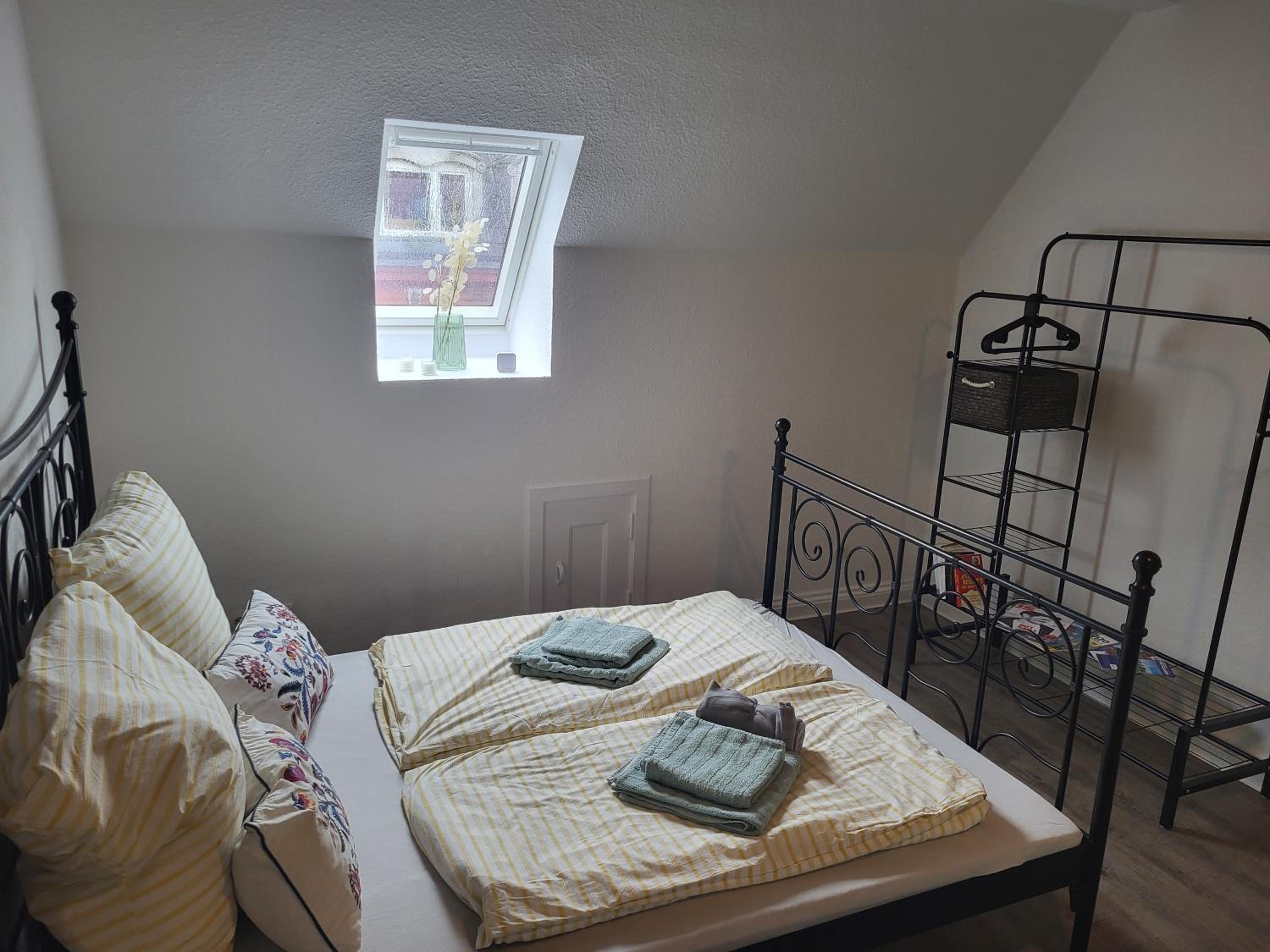 One-Bedroom Apartment photo 1