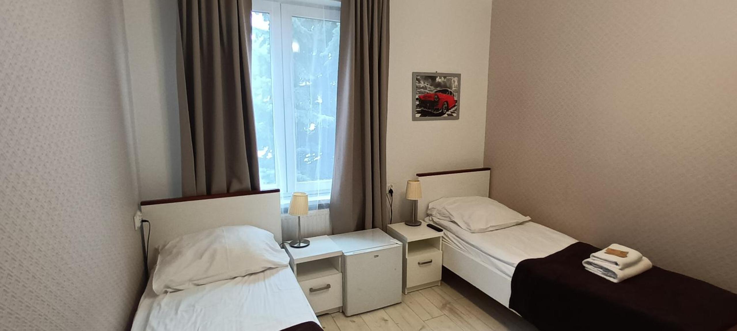 Standard Twin Room photo 3