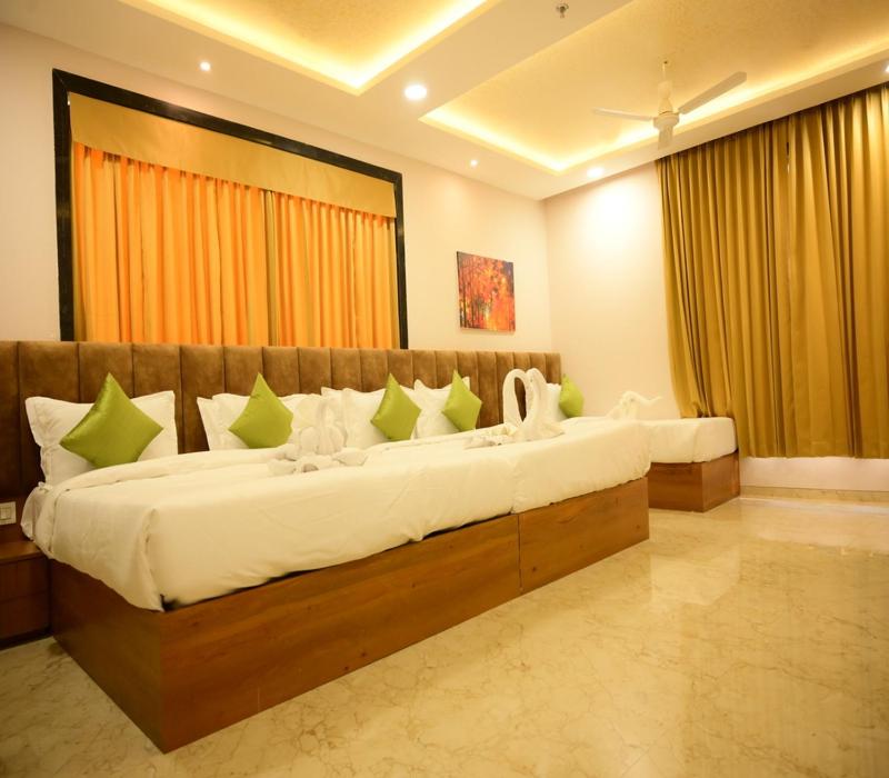 Family Room photo 1