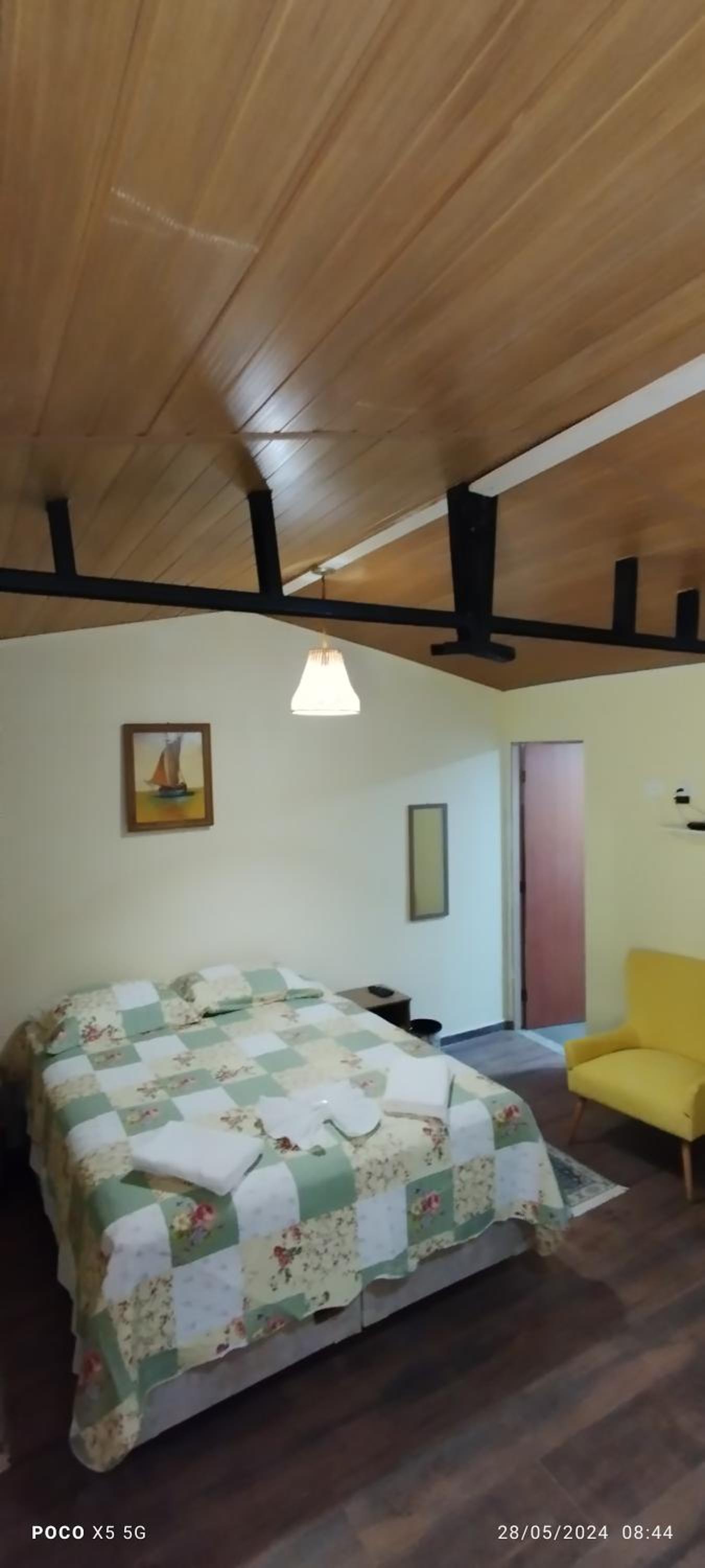 Quadruple Room With Bath photo 3