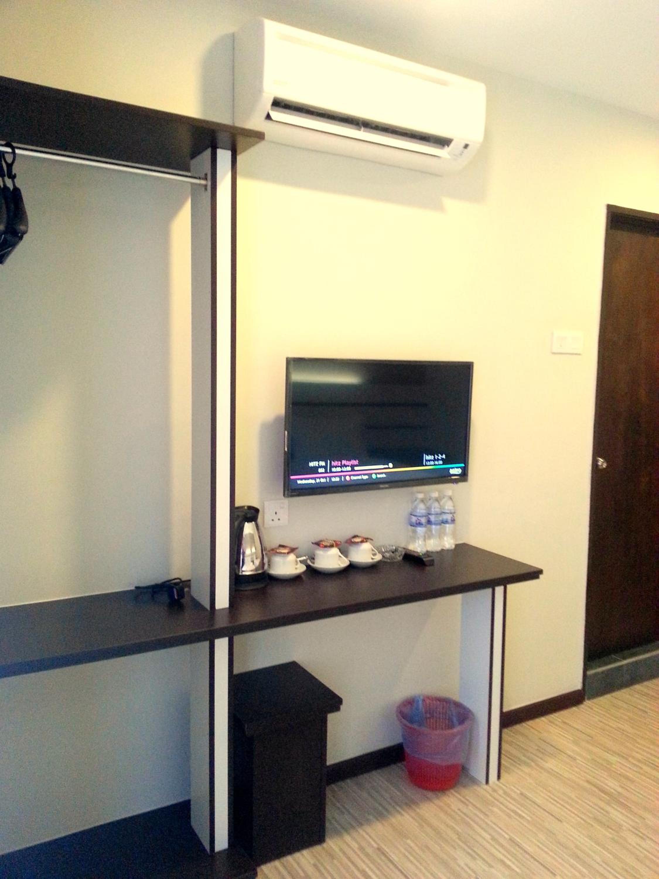 Budget Triple Room - Photo 7