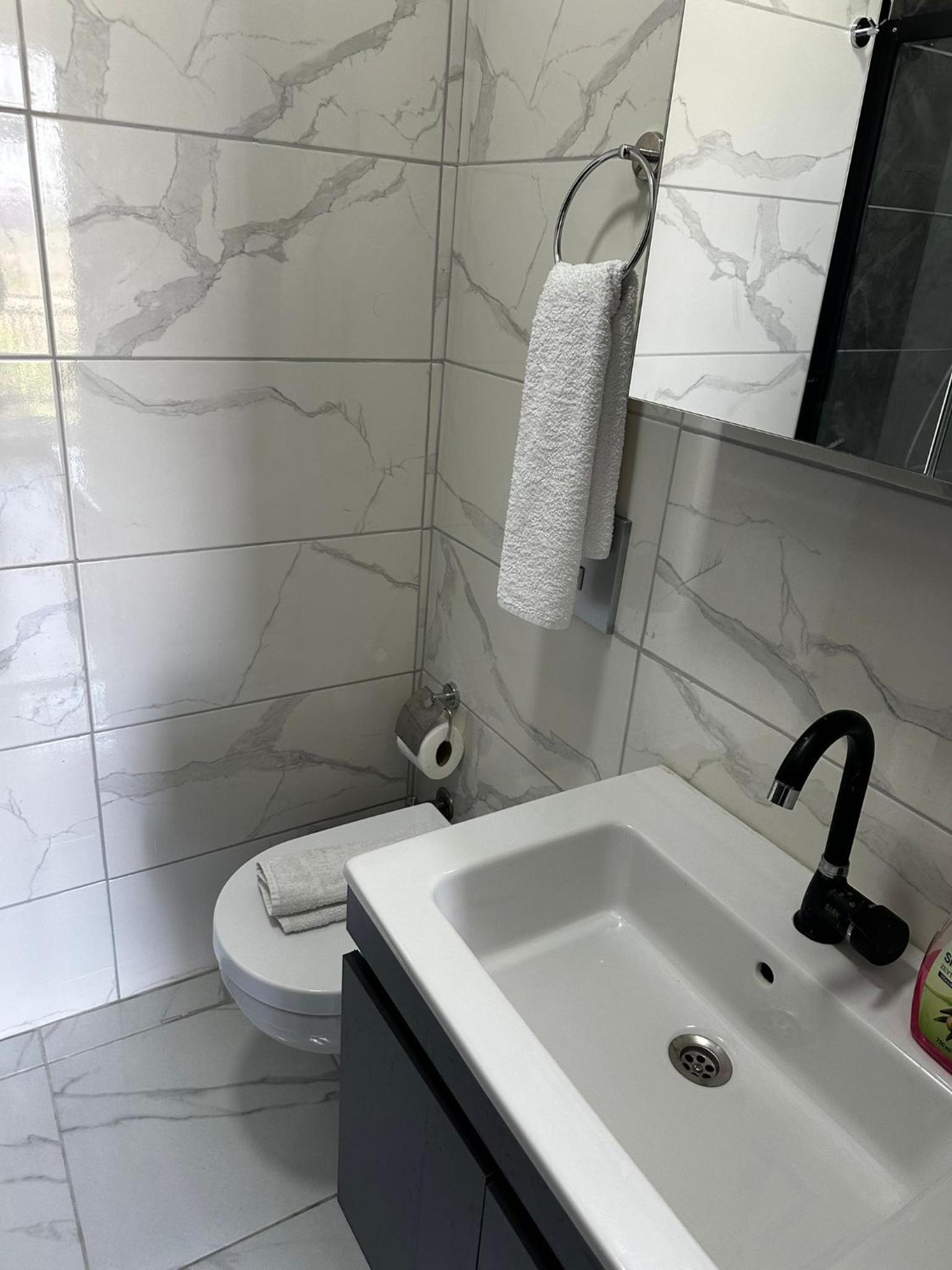 Large Single Room