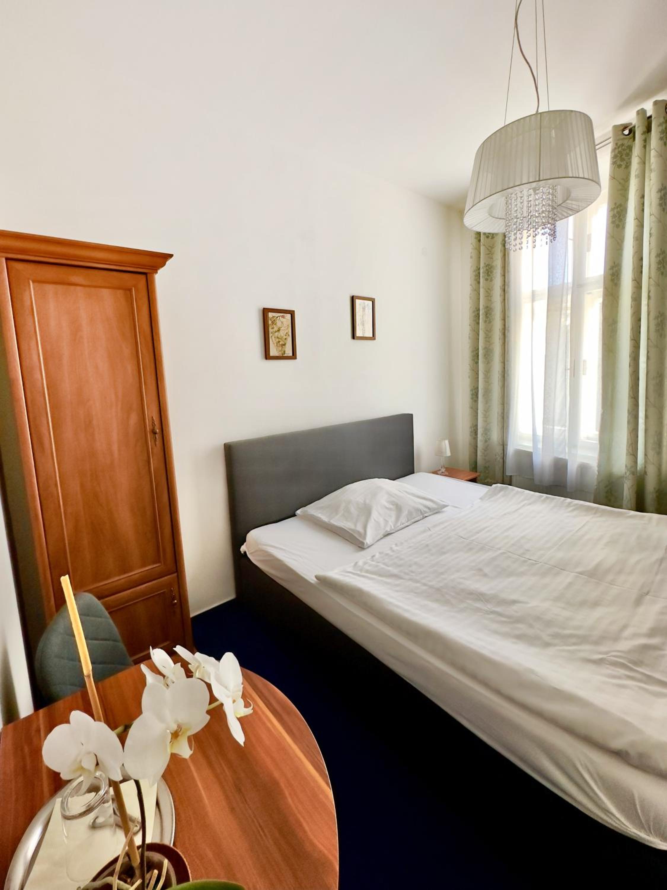 Single Room photo 2