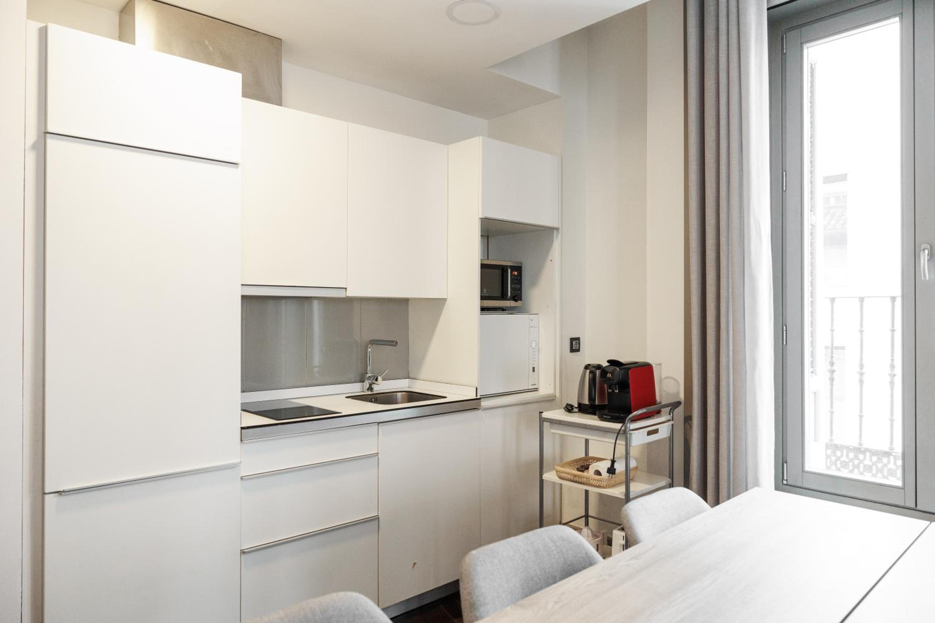 Two Bedroom Deluxe Apartment photo 2