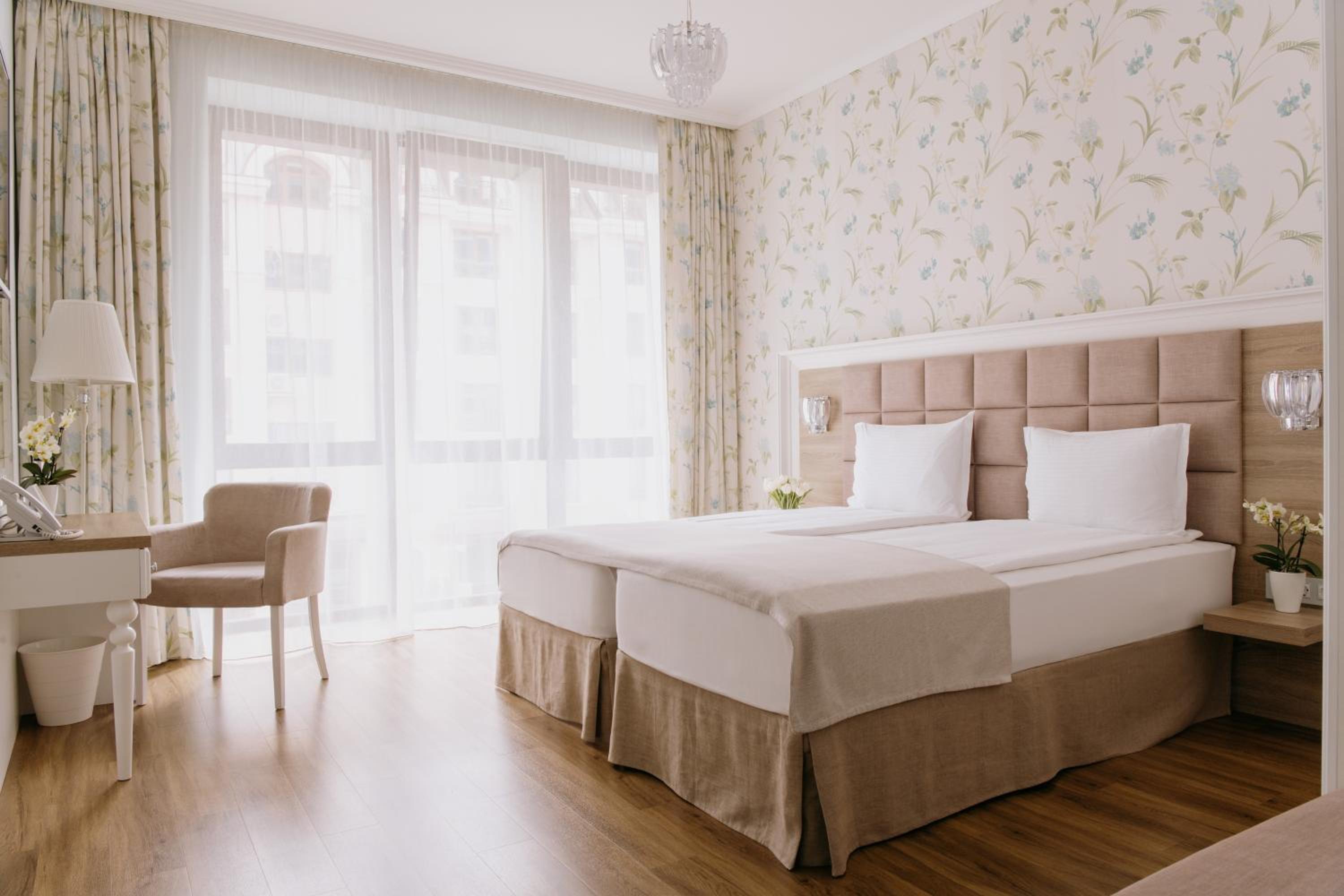 Deluxe Double or Twin Room - Photo 24